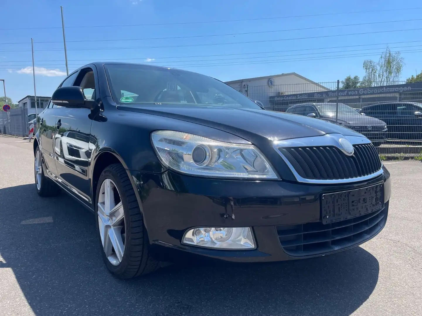 Skoda Octavia Lim. Elegance Noir - 1