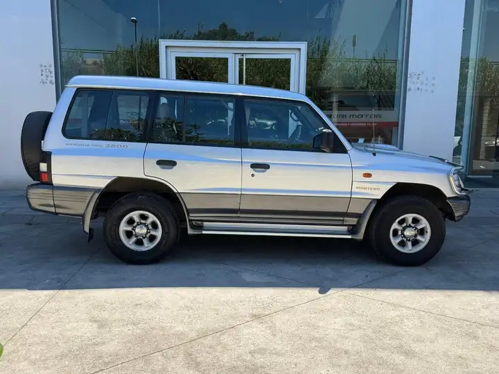 Mitsubishi Montero Corto 2.8 Tdi GLS Plus 1999
