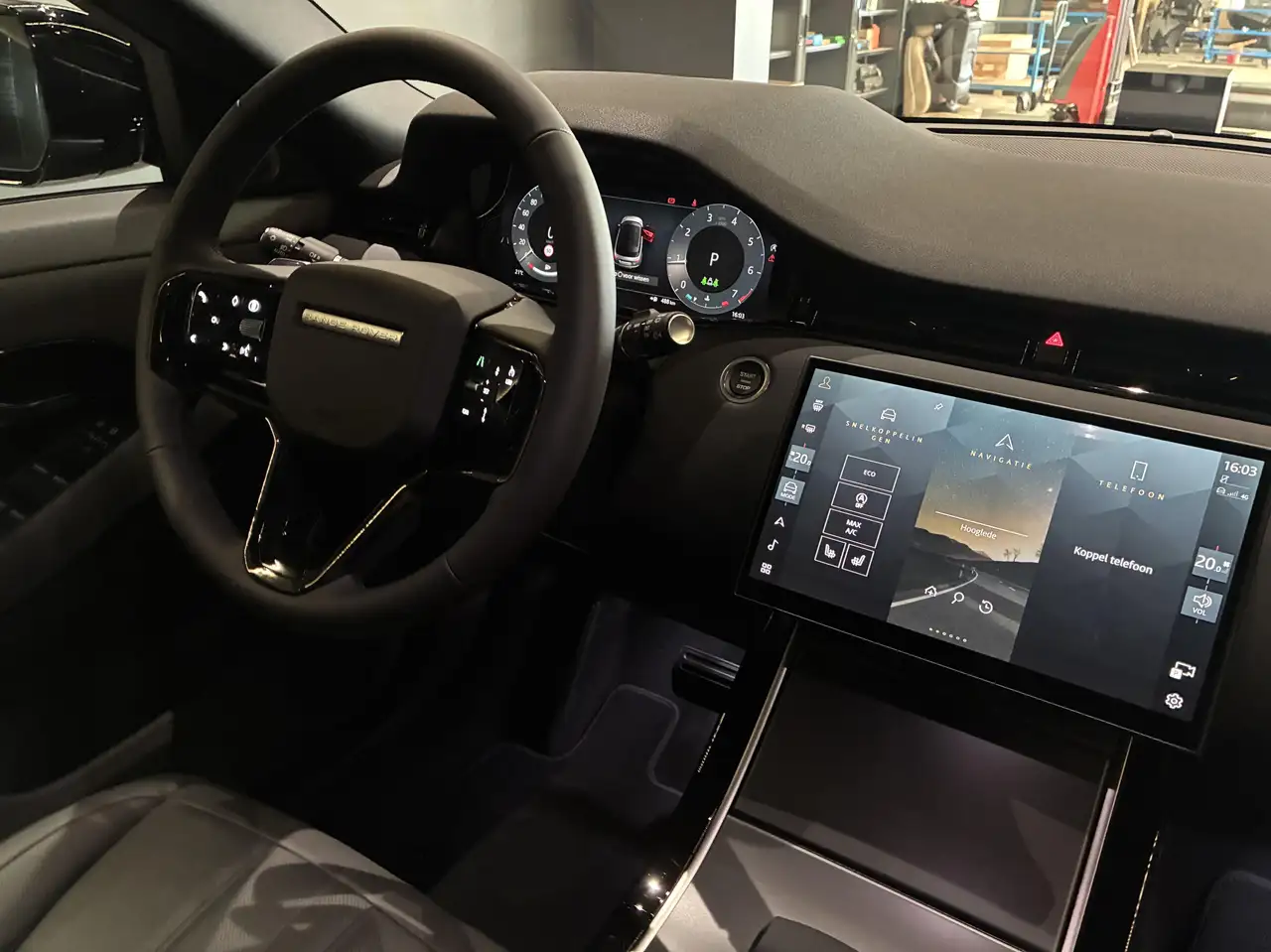 Land Rover Range Rover Evoque 2026 — фото 10