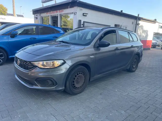 Fiat Tipo More Euro 6 1.Hand Unfall Auto Tüv 5/27