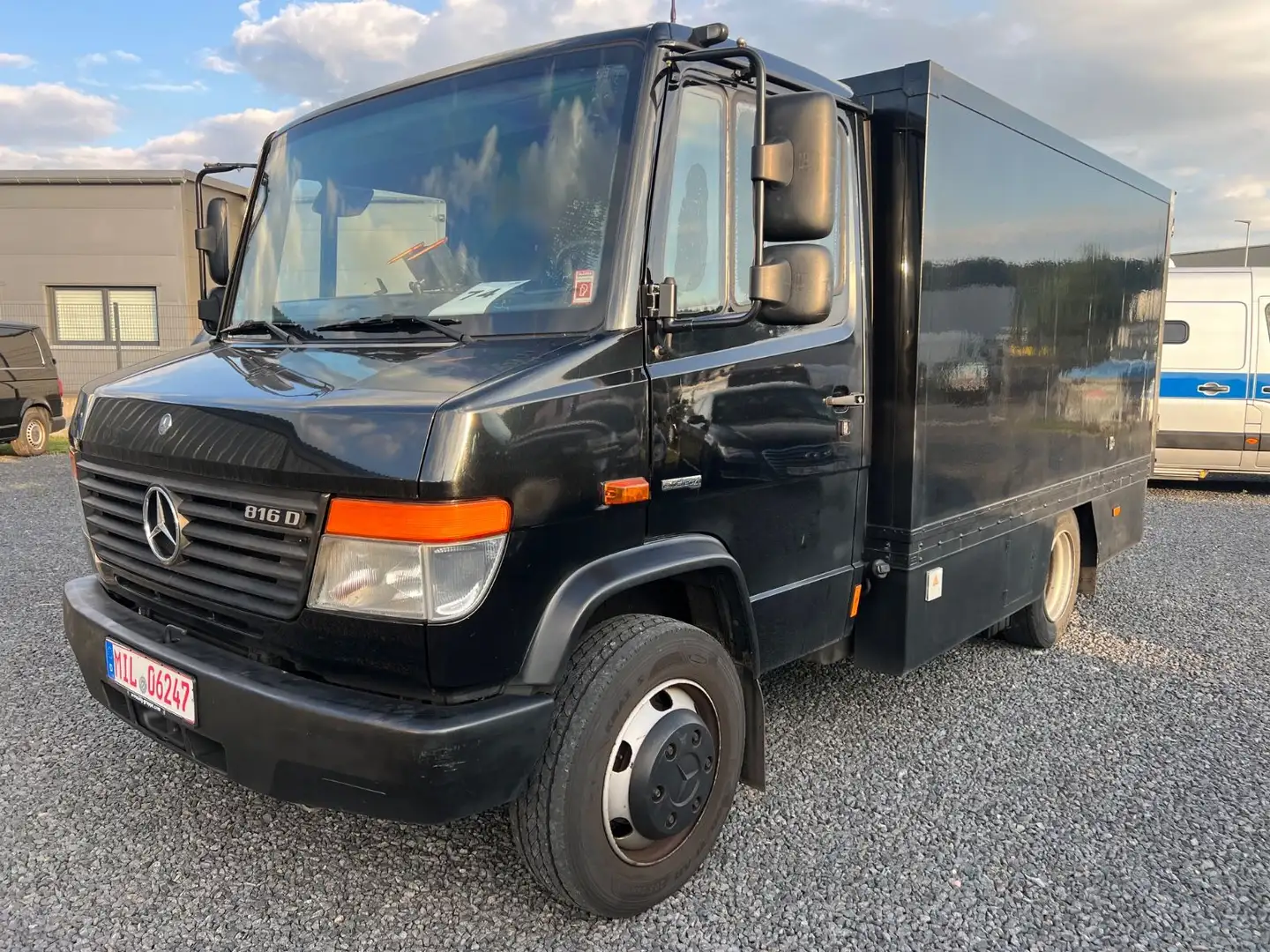 Mercedes-Benz Vario 816*GEPANZERT*ARMORED*ARMOURED*KLIMA*TÜV* Noir - 1