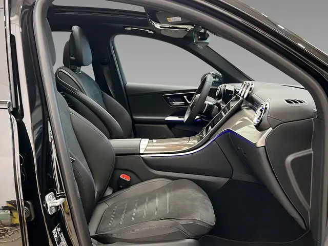 Mercedes-Benz 220 view 14