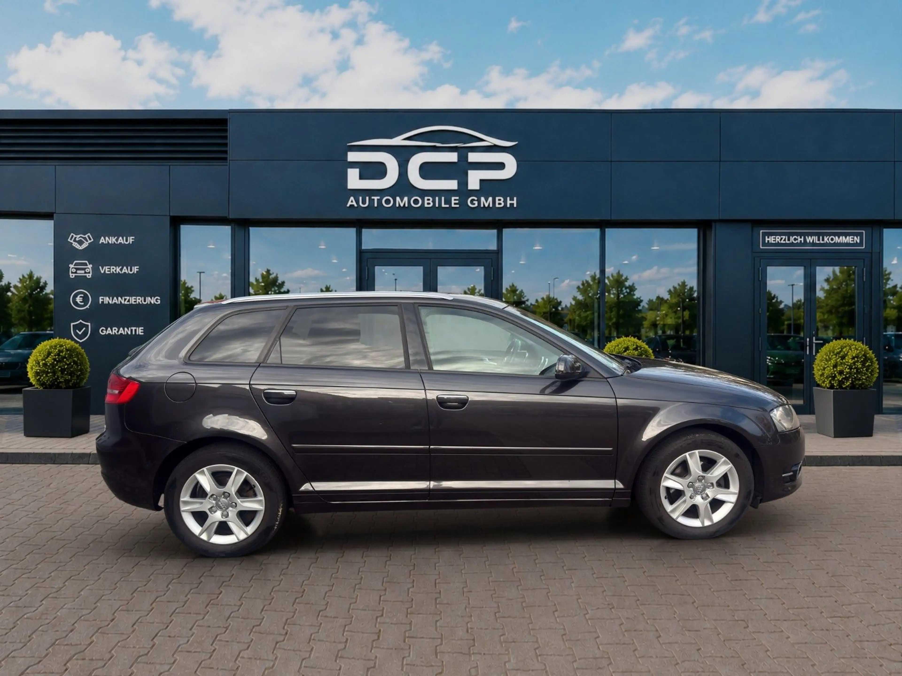 Audi A3 Sportback 1.6 TDI Autom.Attraction,PDC,SH,AHK — photo 8