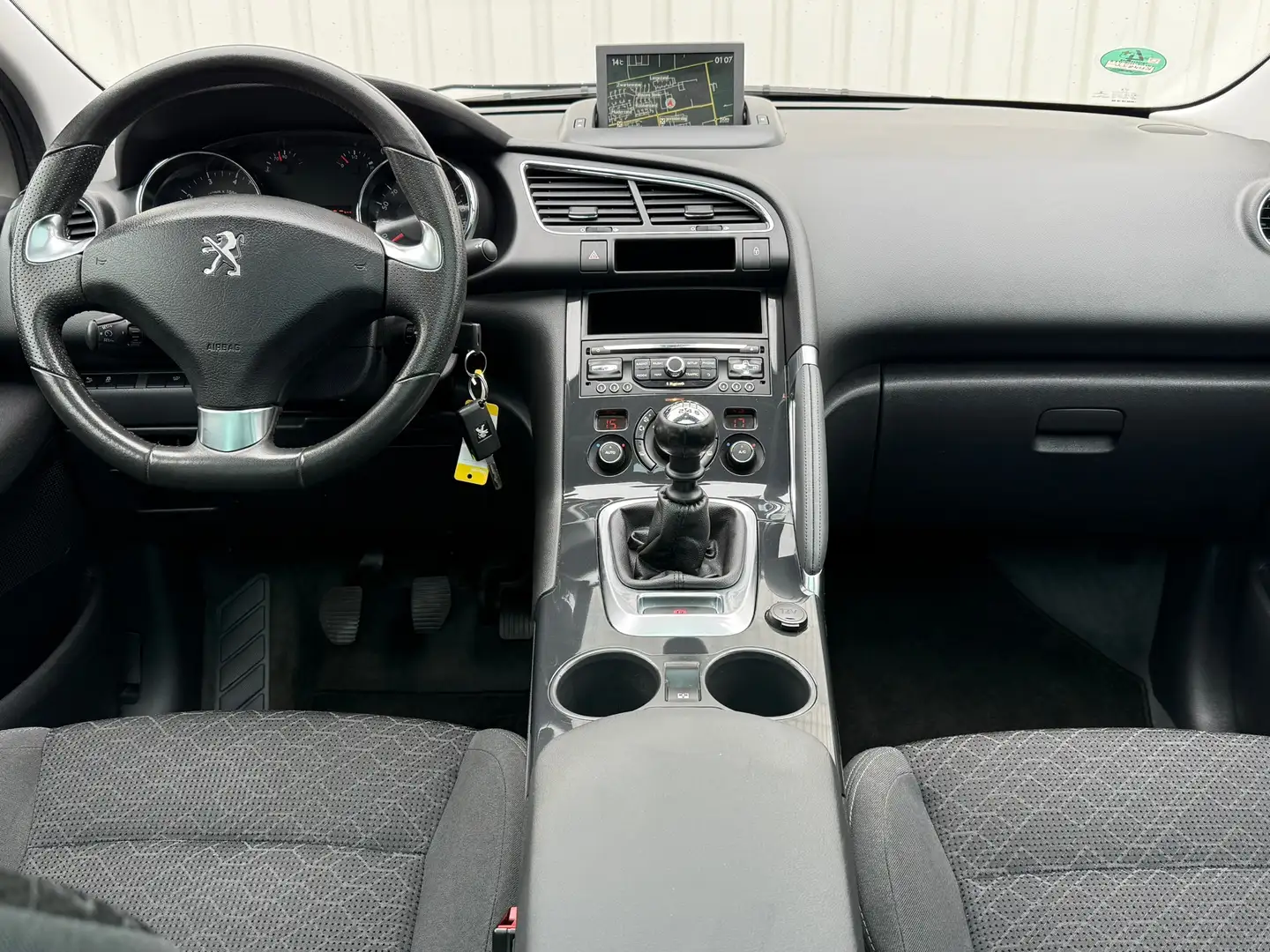 Peugeot 3008 1.2 PureTech Style D-RiemVV,2e Eigenaar,Trekhaak,C Grau - 2