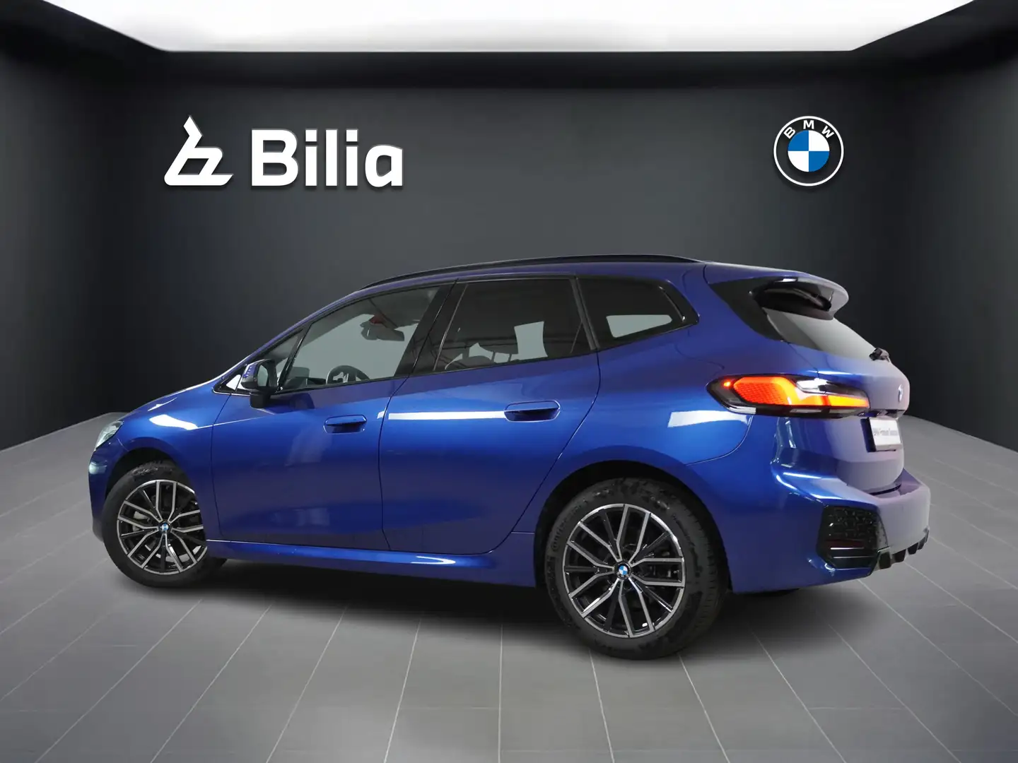 BMW 223 i M Sportpaket Head-Up HK HiFi DAB LED WLAN Bleu - 2