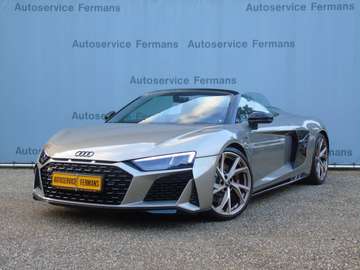 R8 Spyder Spyder V10 5.2 FSI RWD S tronic