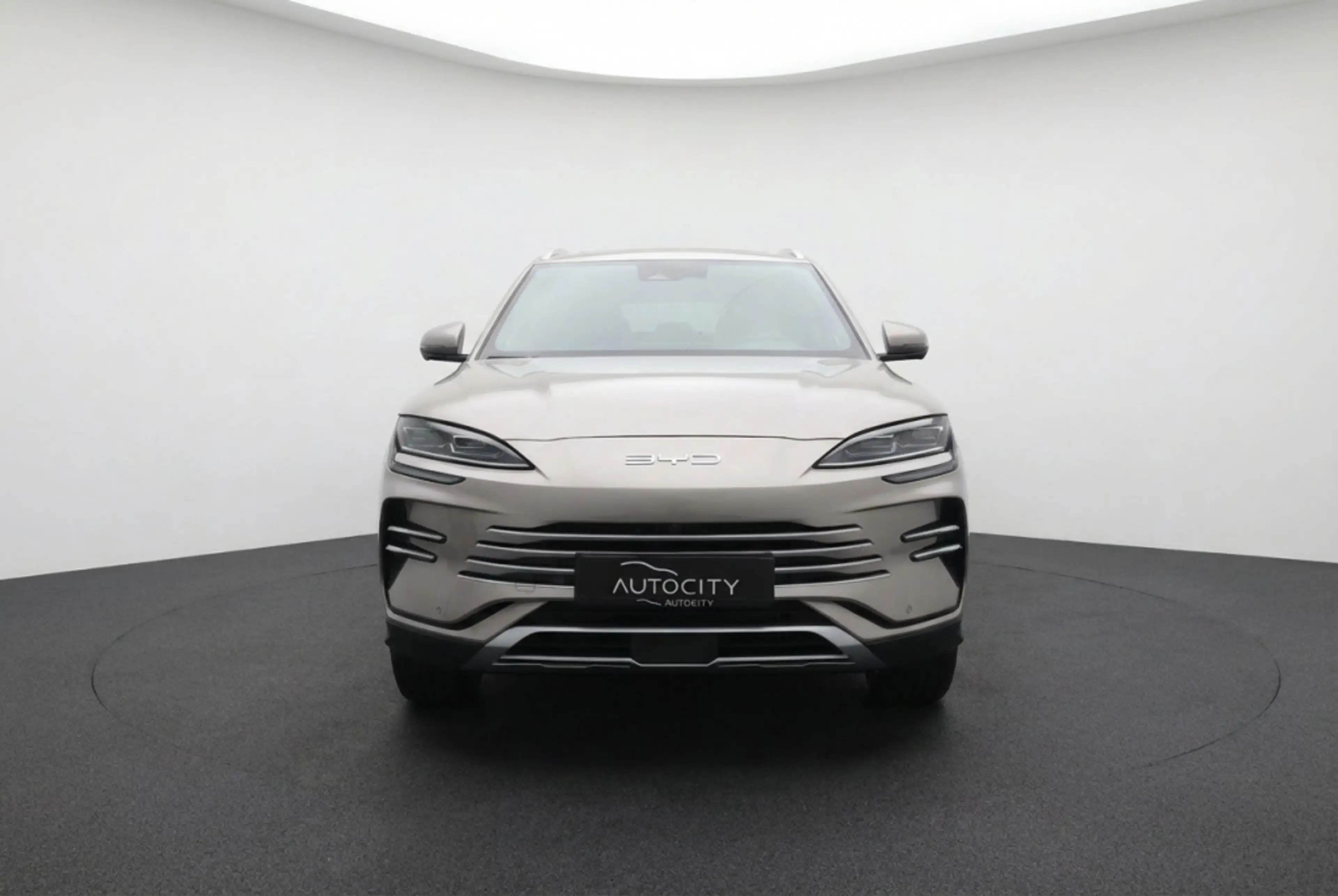 BYD Seal U 1.5 DM-i PHEV AWD Design | 324 PK | Bountless Clou — photo 8