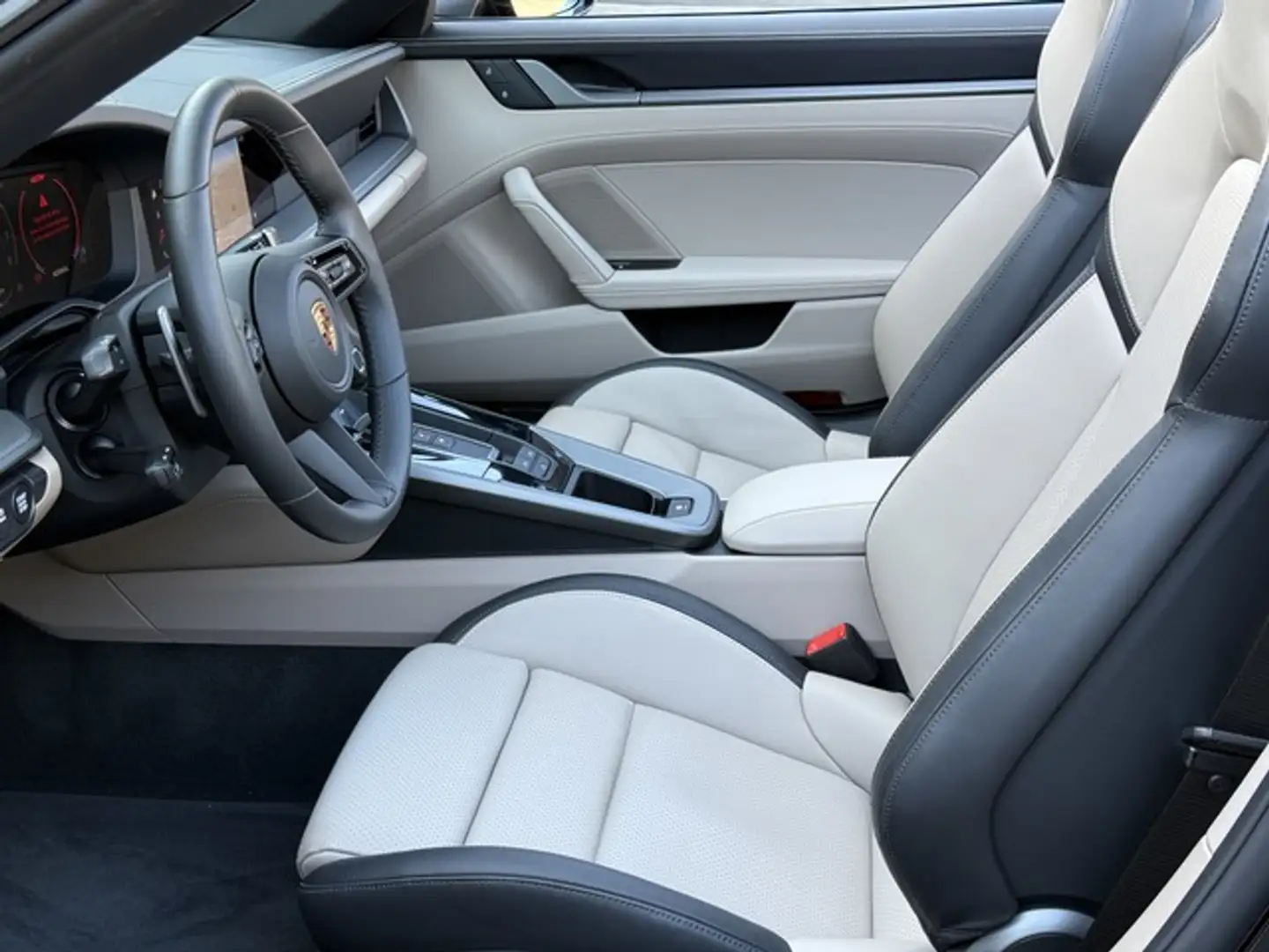 Porsche 992 911 Carrera Cabriolet SPORTDESIGN-ABGAS*HD-MATRIX* Noir - 2