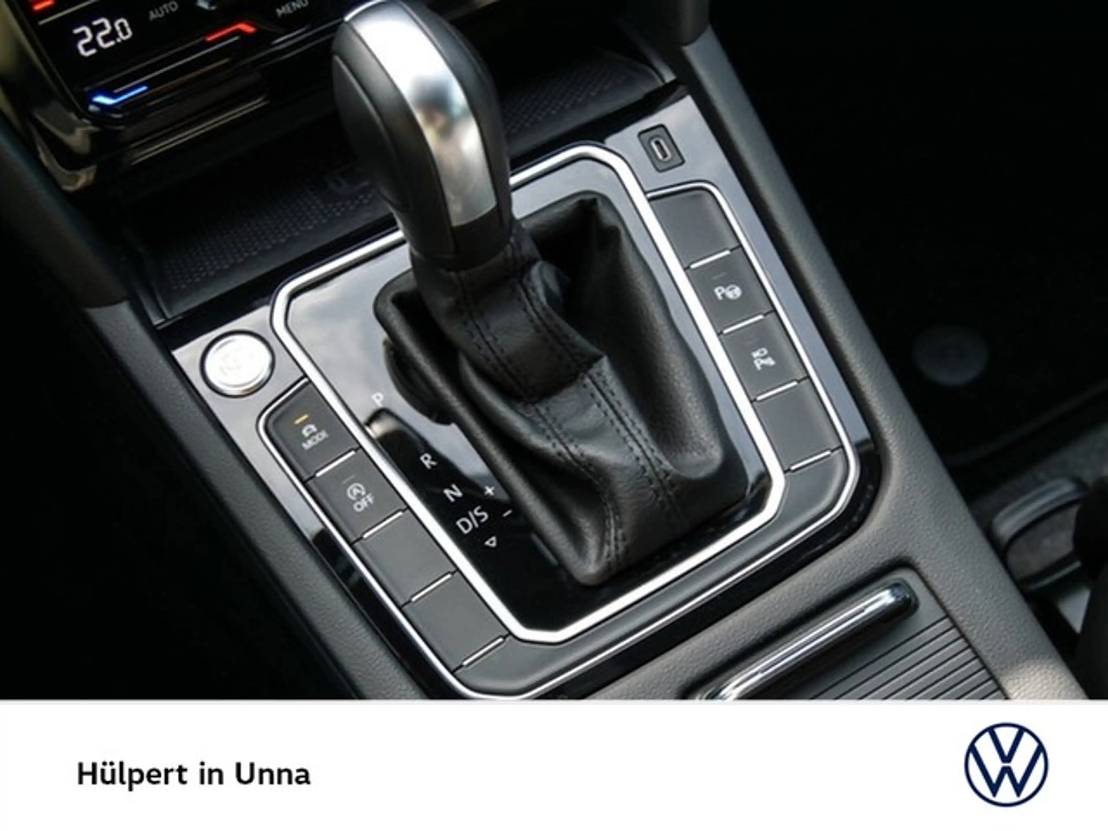 Volkswagen Passat Alltrack 2.0 4X4 LEDER AHK 360°CAM LM19 — photo 15