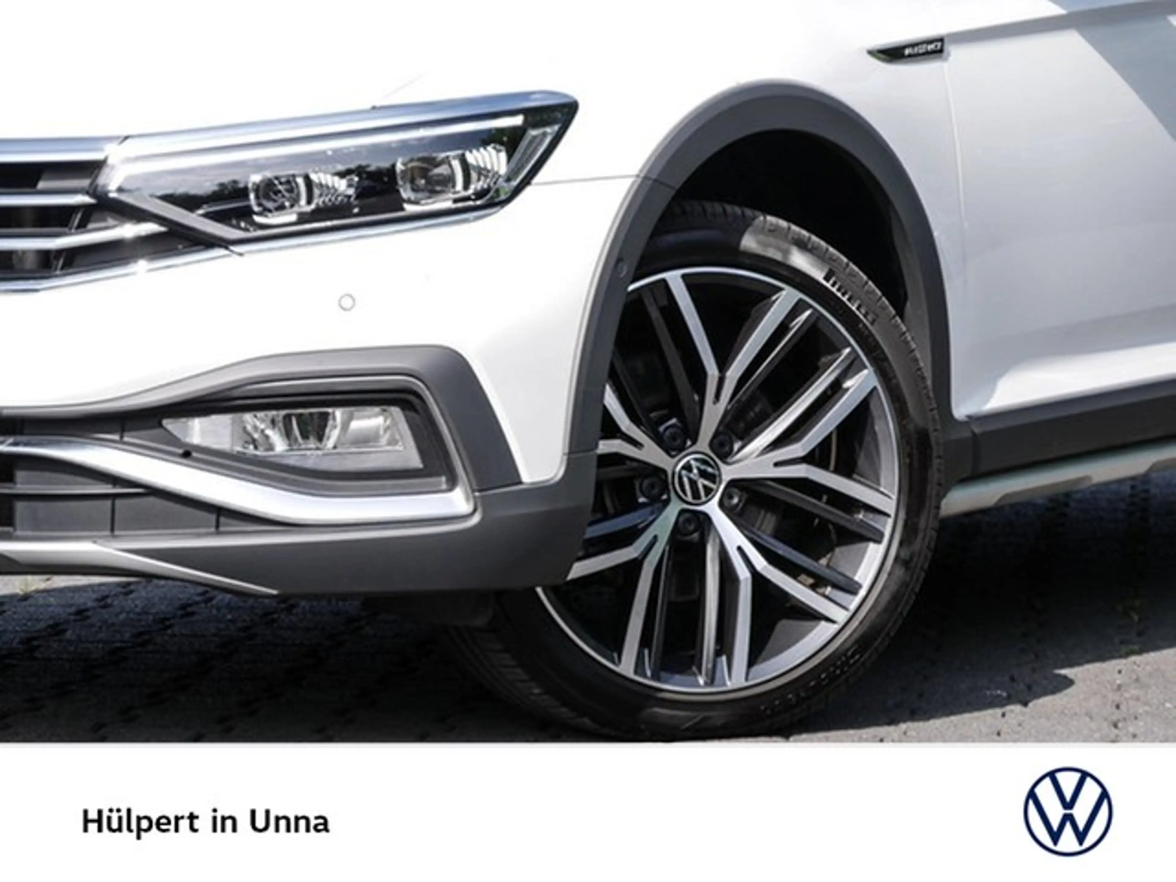 Volkswagen Passat Alltrack 2.0 4X4 LEDER AHK 360°CAM LM19 — photo 5