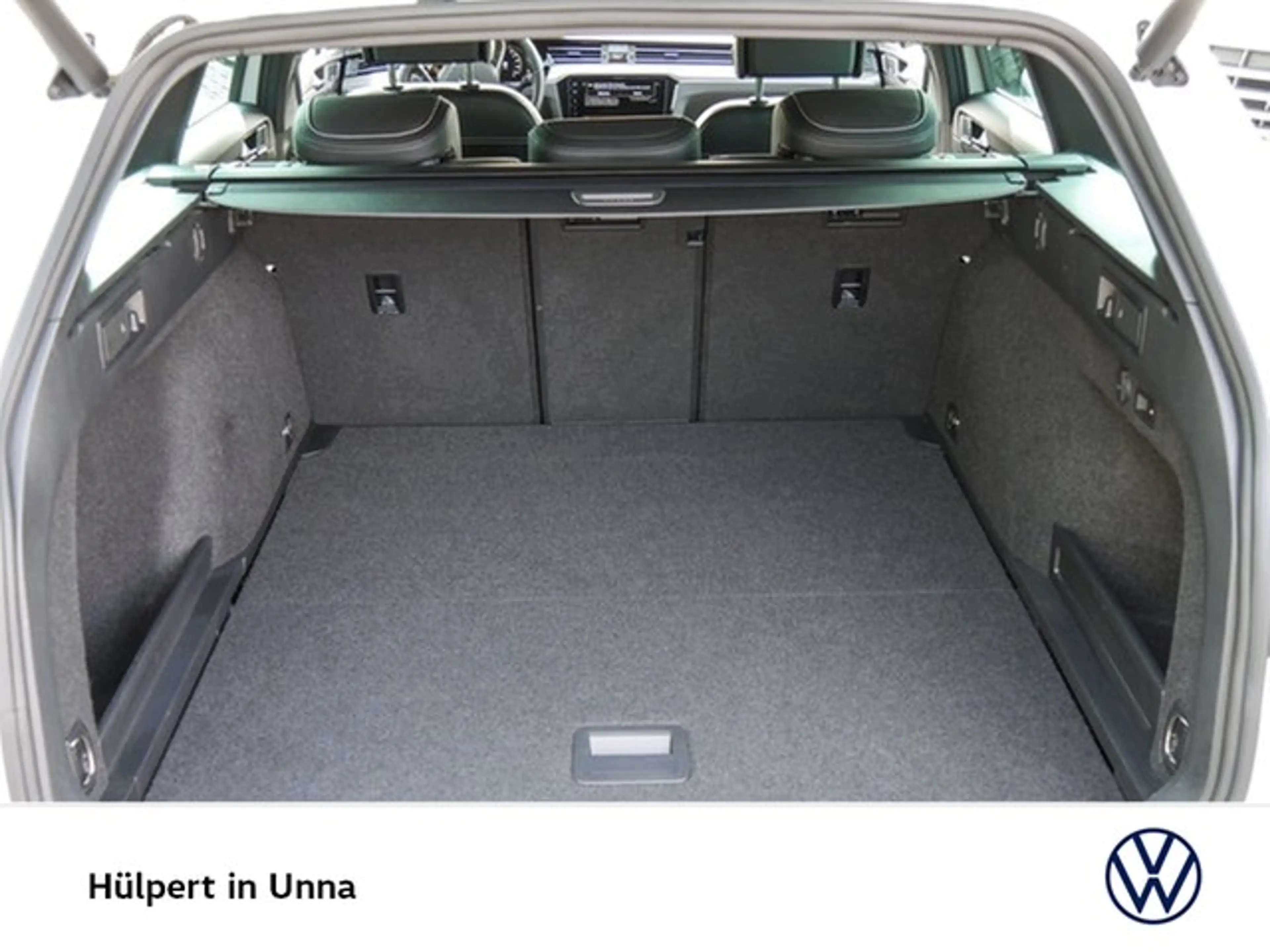 Volkswagen Passat Alltrack 2.0 4X4 LEDER AHK 360°CAM LM19 — photo 10