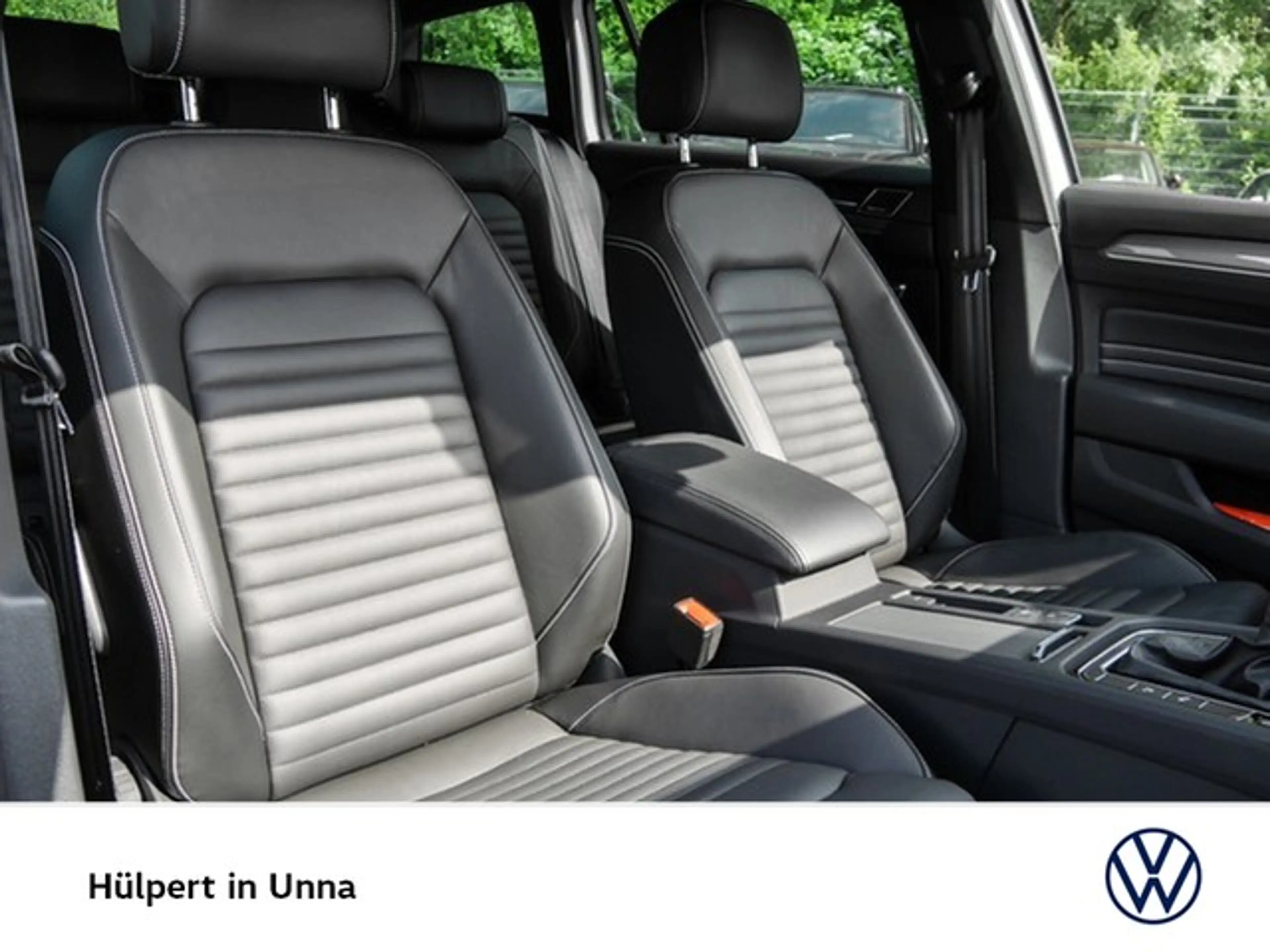 Volkswagen Passat Alltrack 2.0 4X4 LEDER AHK 360°CAM LM19 — photo 6