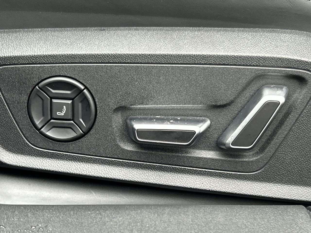 2026 Audi A6 TFSI quattro Technik PROGRESSIVE DESIGN. DYNAMIC P thumb 20