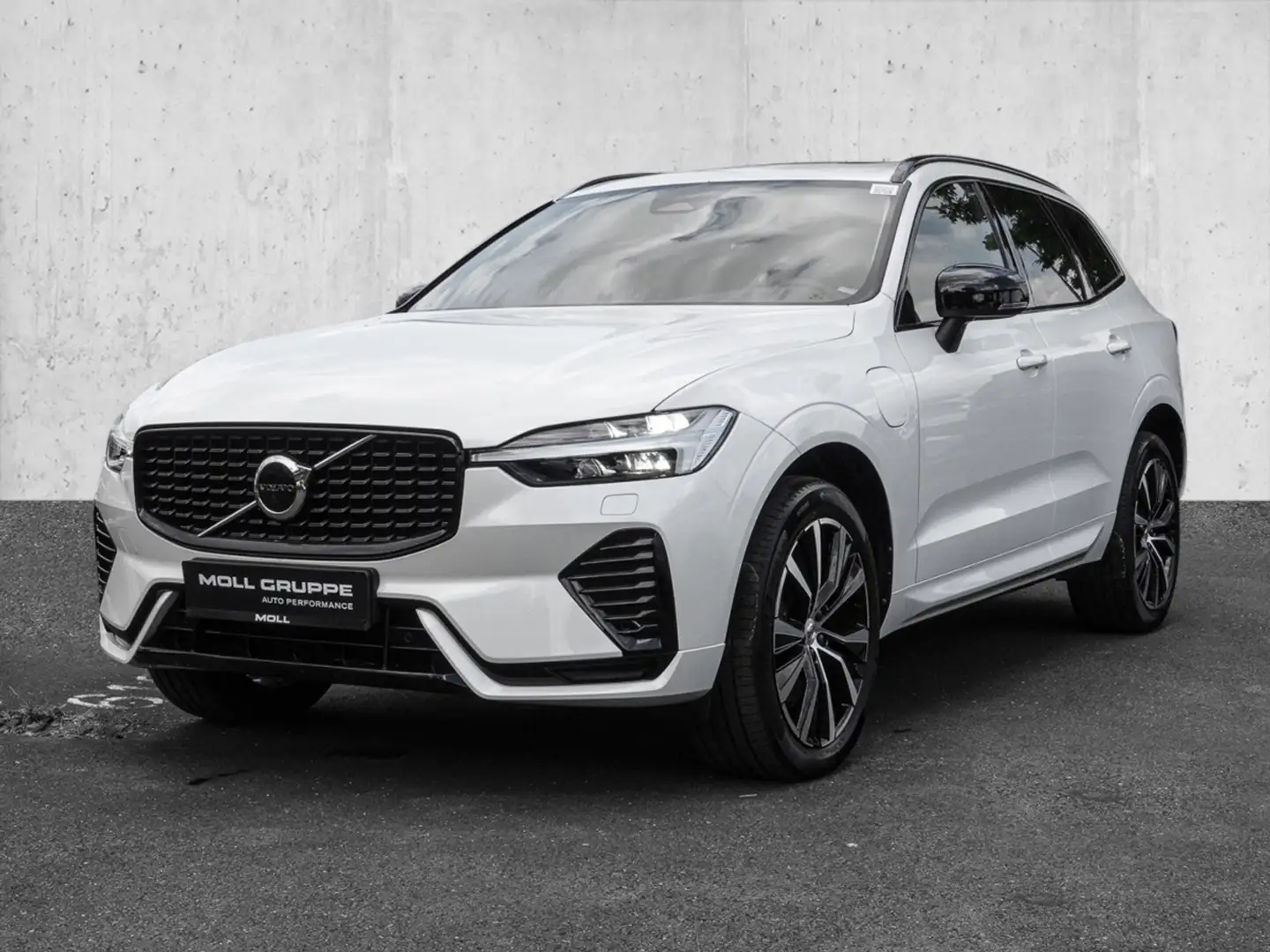 Volvo XC60 T8 Twin Engine AWD R Design Plug-In Pano Sthz.LED Weiß - 2