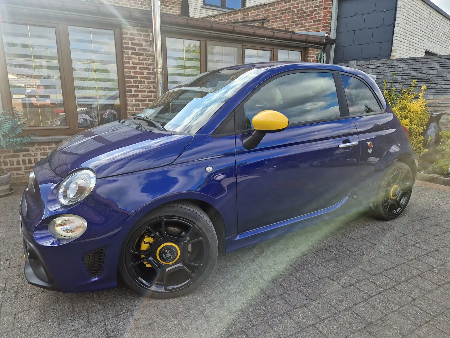 Abarth 595 Turismo 1.4 T-Jet (EU6d-TEMP) Blau - 1