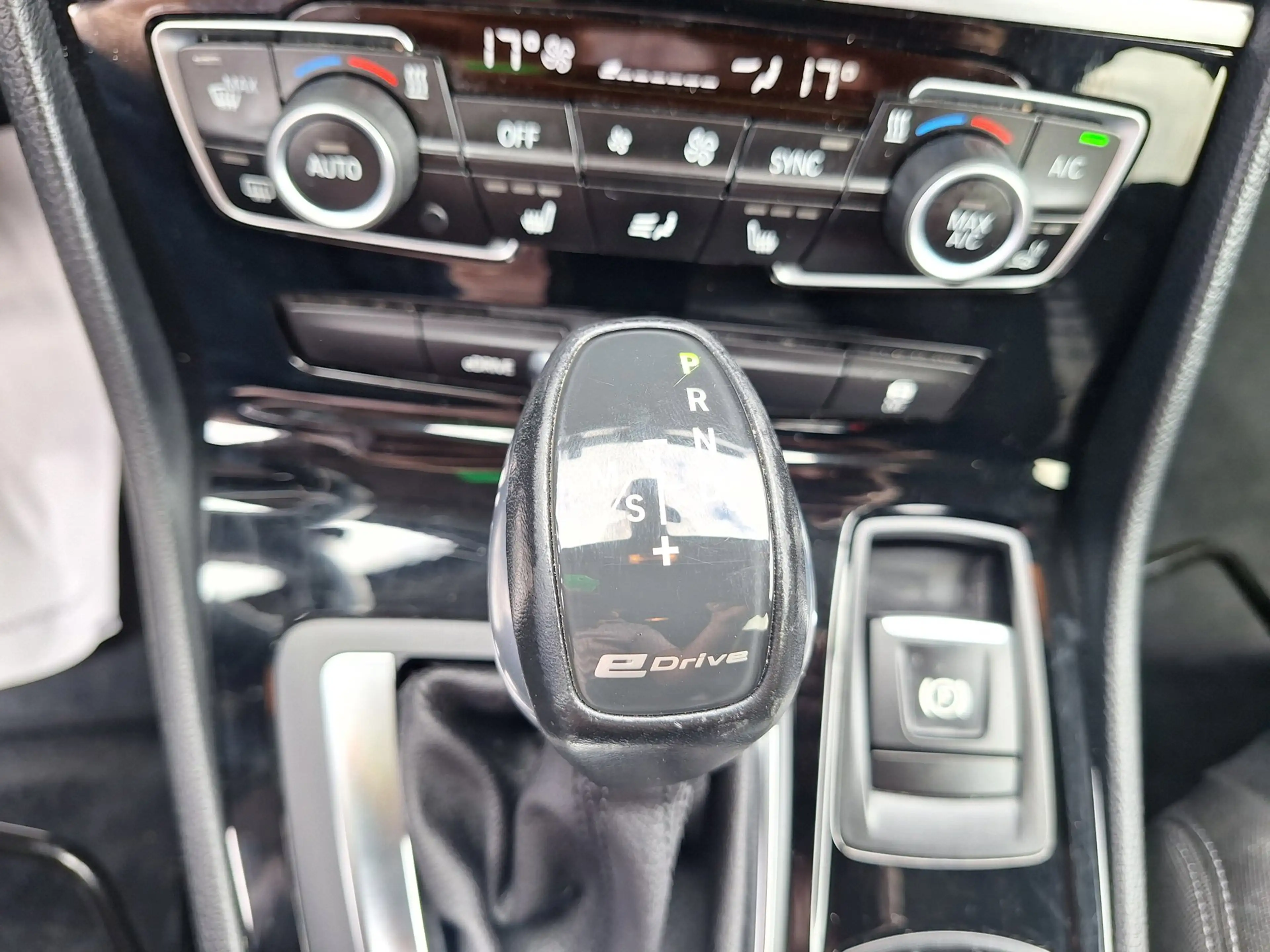BMW 225 2-serie Active Tourer 225xe iPerformance Executive — photo 14