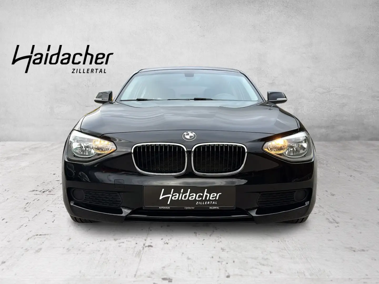 BMW 114 i Negru - 2