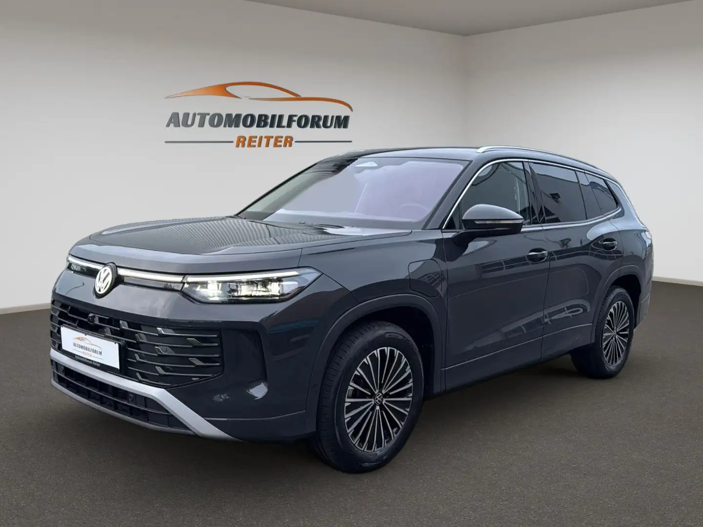 Volkswagen Tayron 1.5 eHybrid OPF DSG Elegance AHK Stand Gris - 1