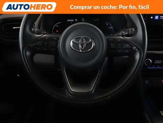 Toyota Yaris Cross view 24
