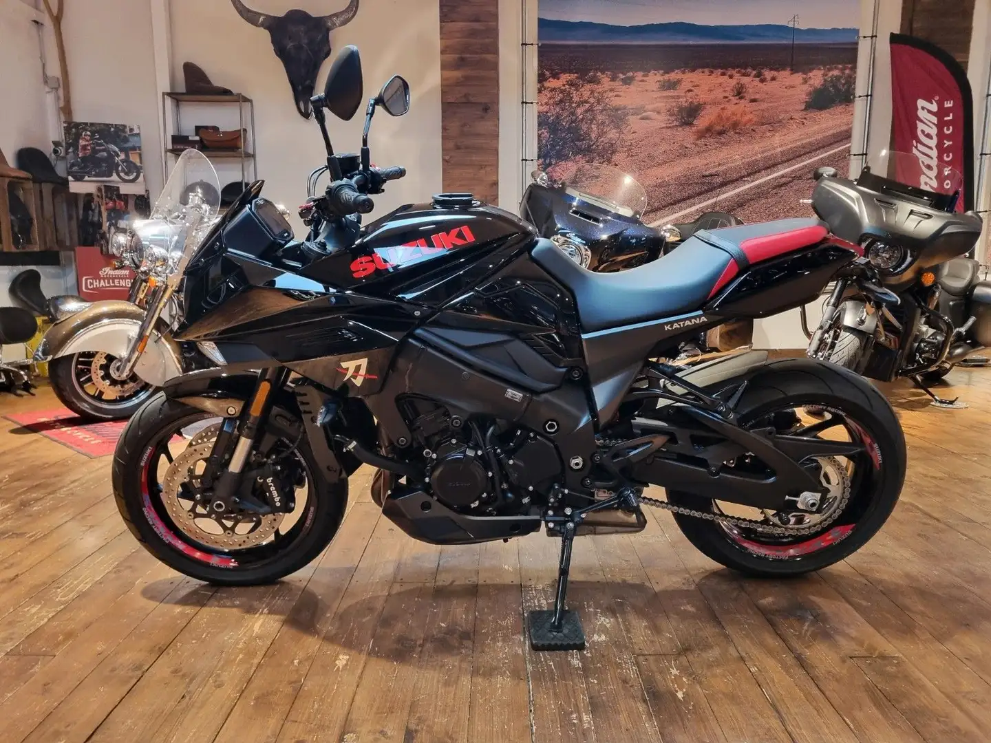 Suzuki GSX-S 1000 S Katana "Extras" 100 Jahre(150/4,99) Schwarz - 1