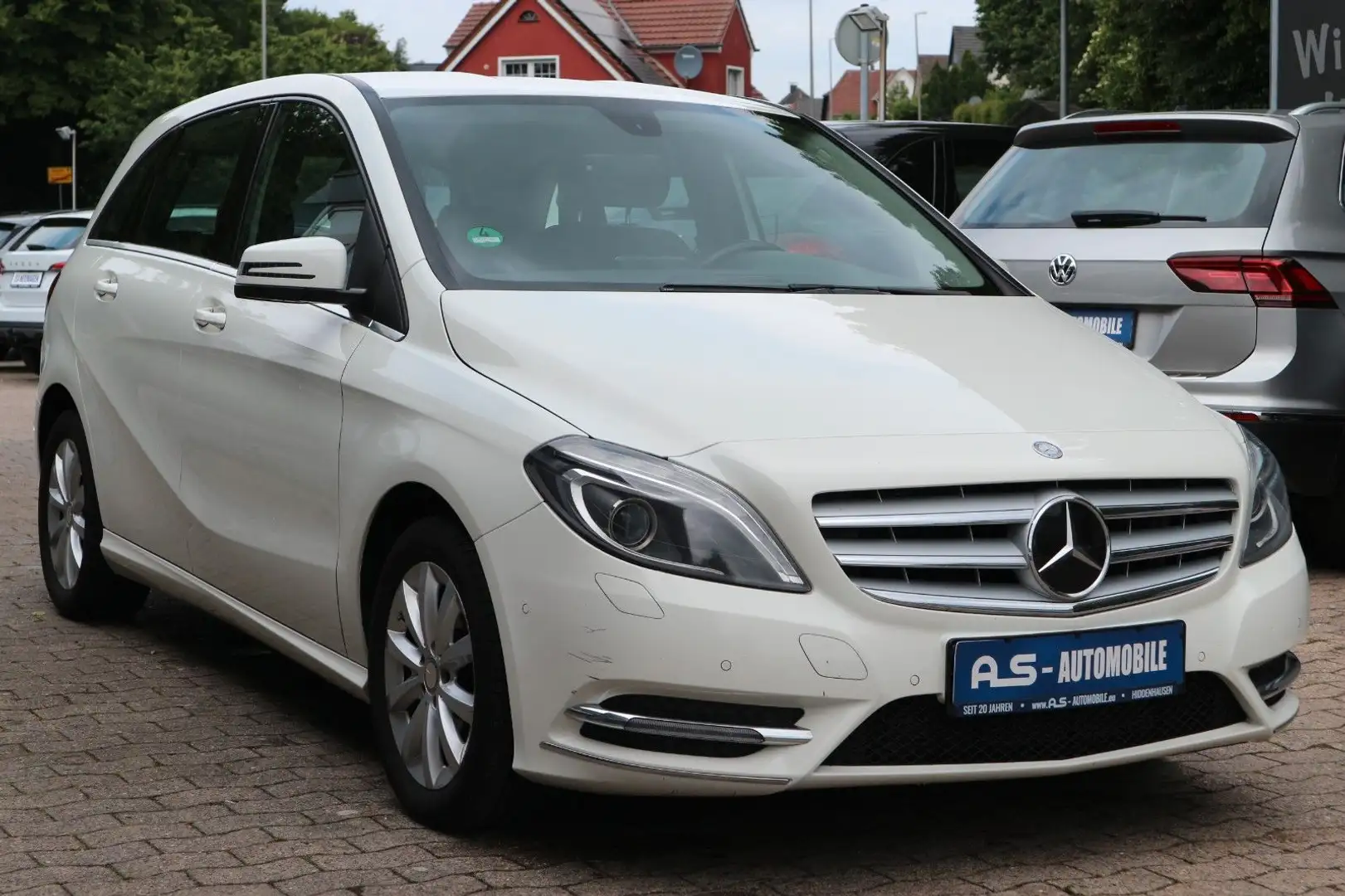 Mercedes-Benz B 200 B -Klasse 200 CDI *DCT/NAVI/TEMPO/BI-XENON/PDC* Weiß - 1