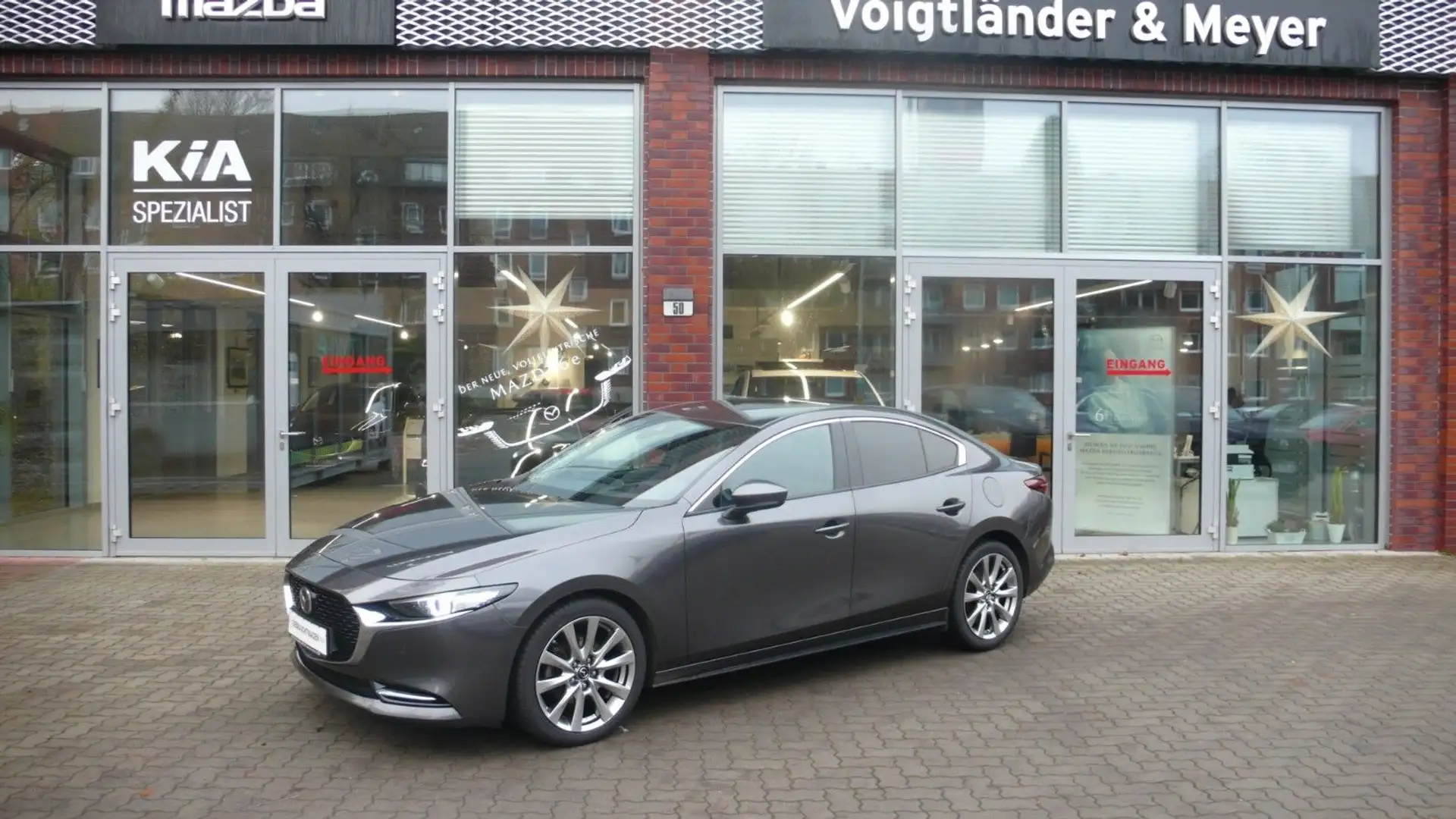Mazda 3 Skyactive-X Limo Selection Leder Active Bose D Grau - 1