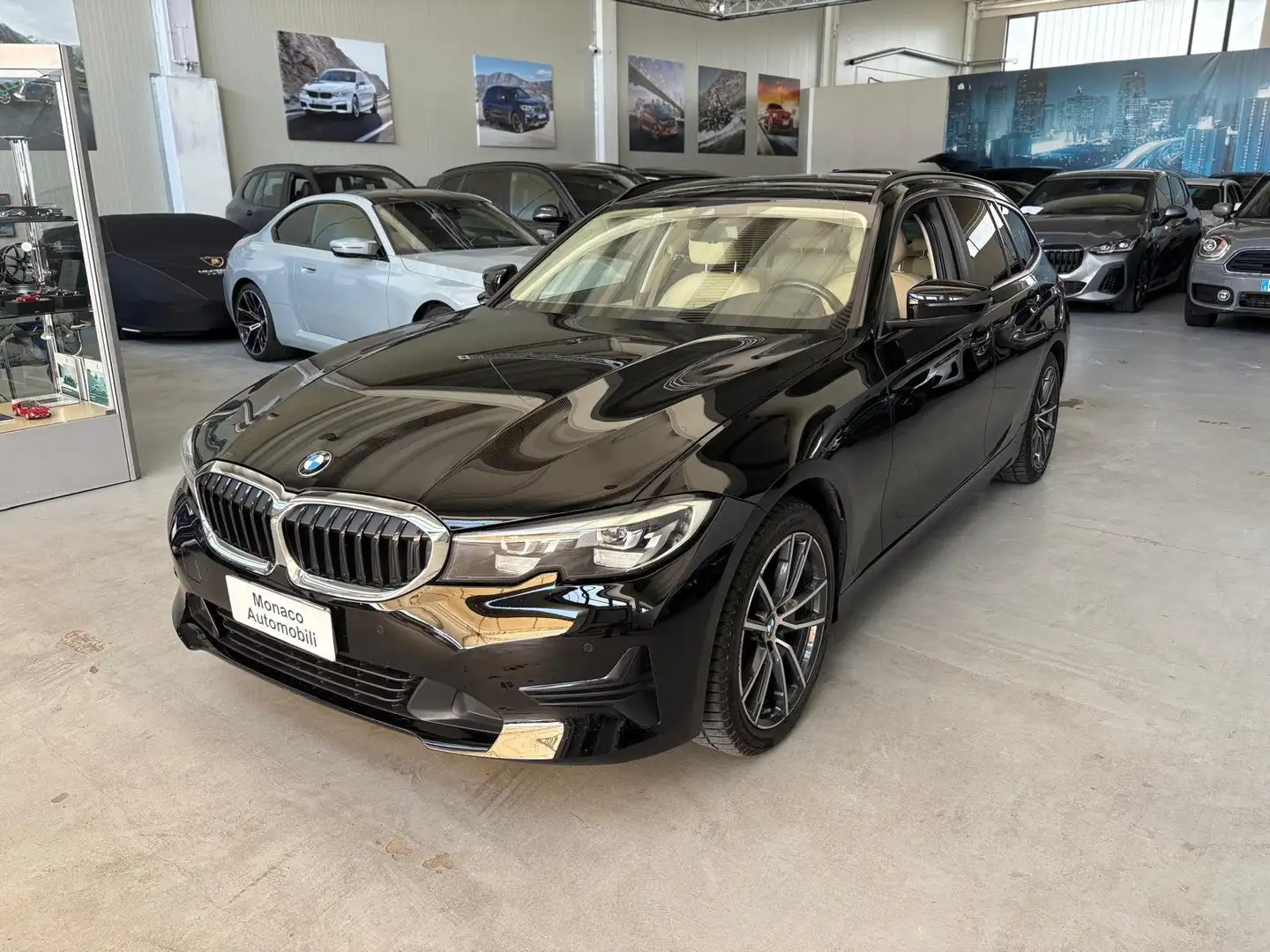 BMW 320 320d Touring mhev 48V Business Advantage auto Nero - 1