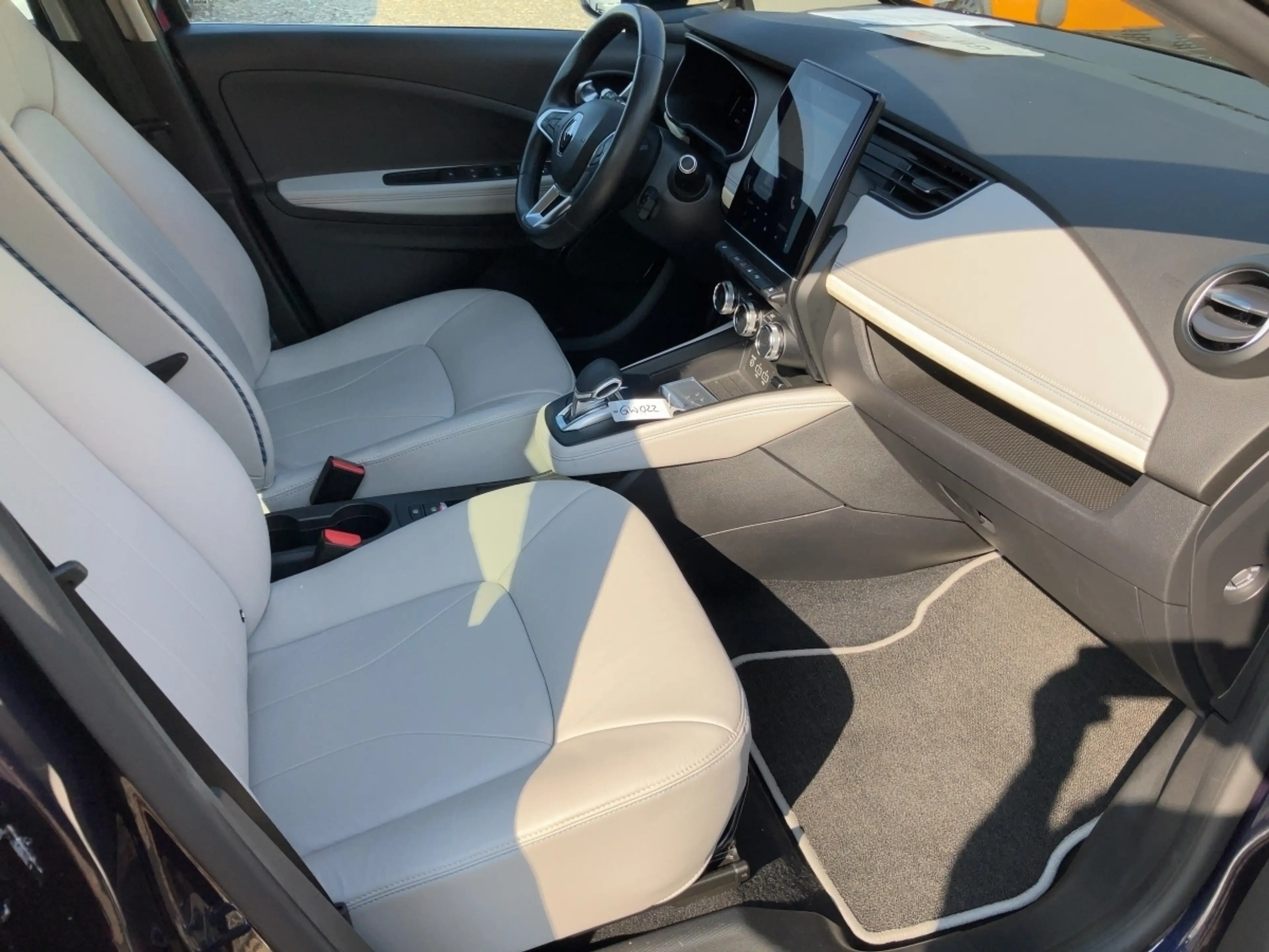 Renault ZOE RIVIERA R135 Z.E. 50 — photo 10