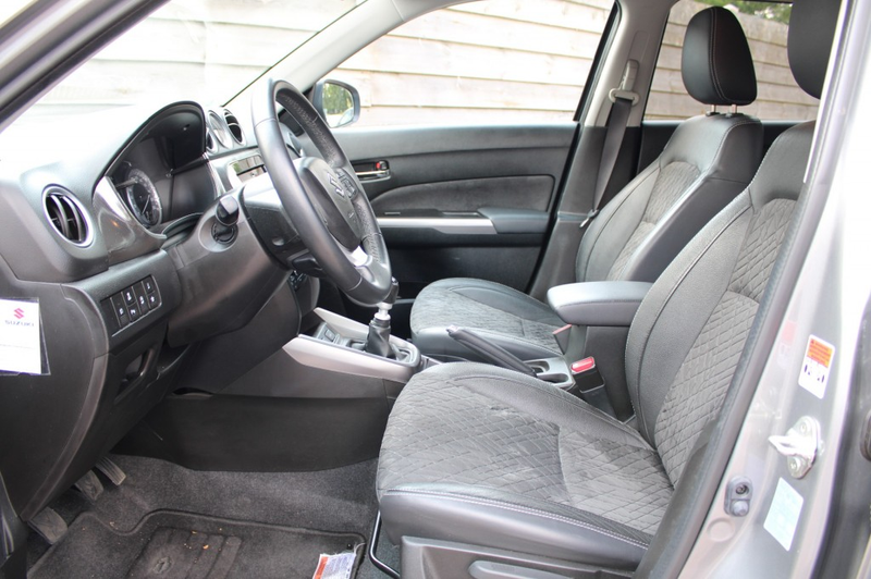 Suzuki Vitara 1.4 Boosterjet 129pk Style Smart Hybrid ECC/ACC/Ca — photo 7