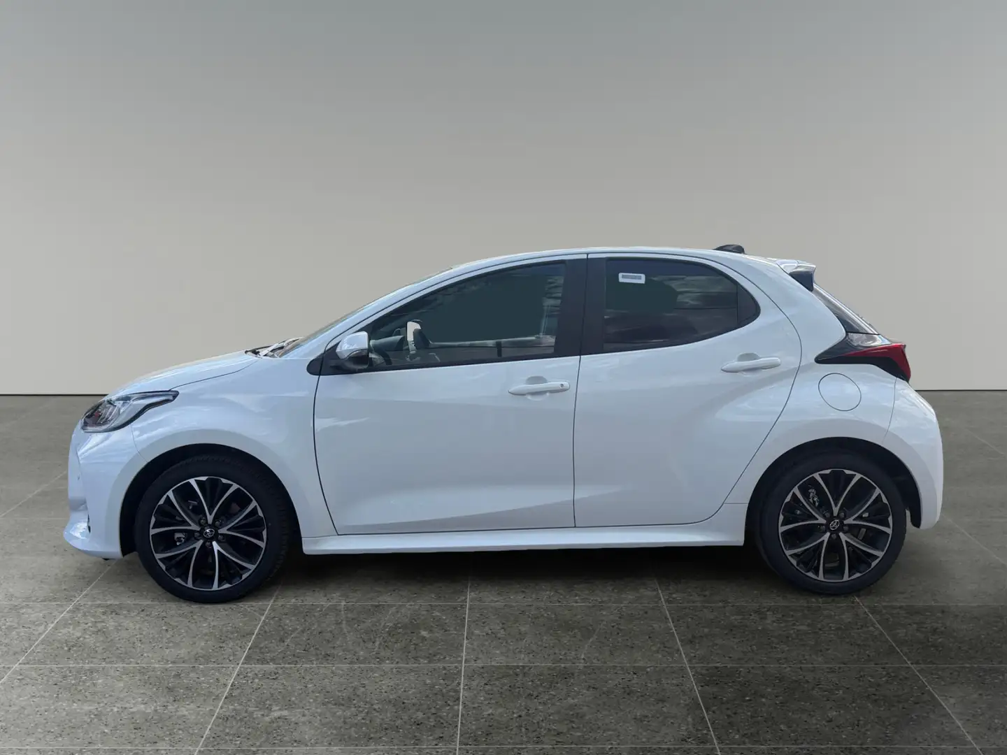 Toyota Yaris 5-Türer Teamplayer 1,5L Hybrid, Syst. 85kW Weiß - 2