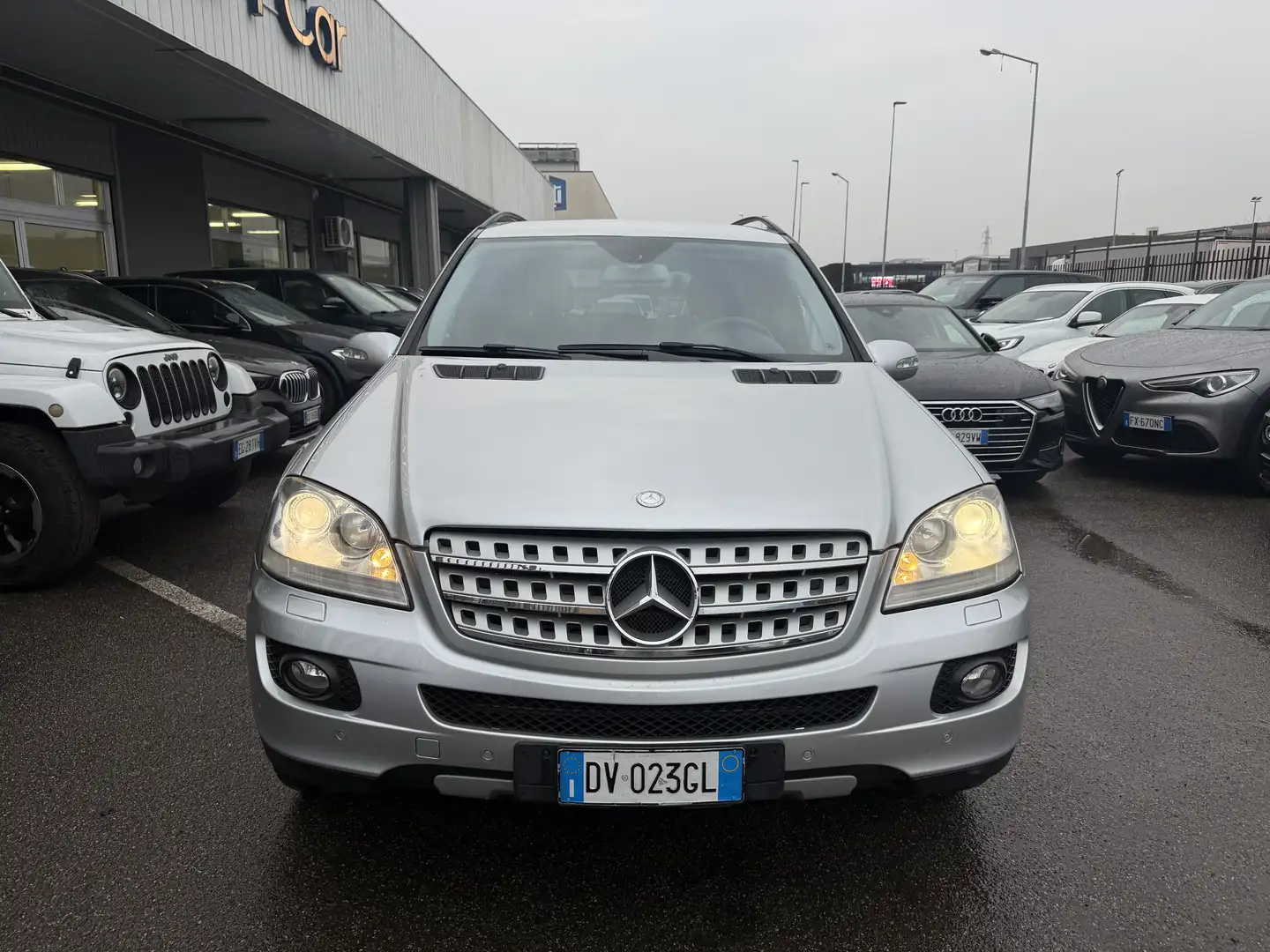 Mercedes-Benz ML 320 cdi Chrome auto KM CERTIFICATI Grau - 2