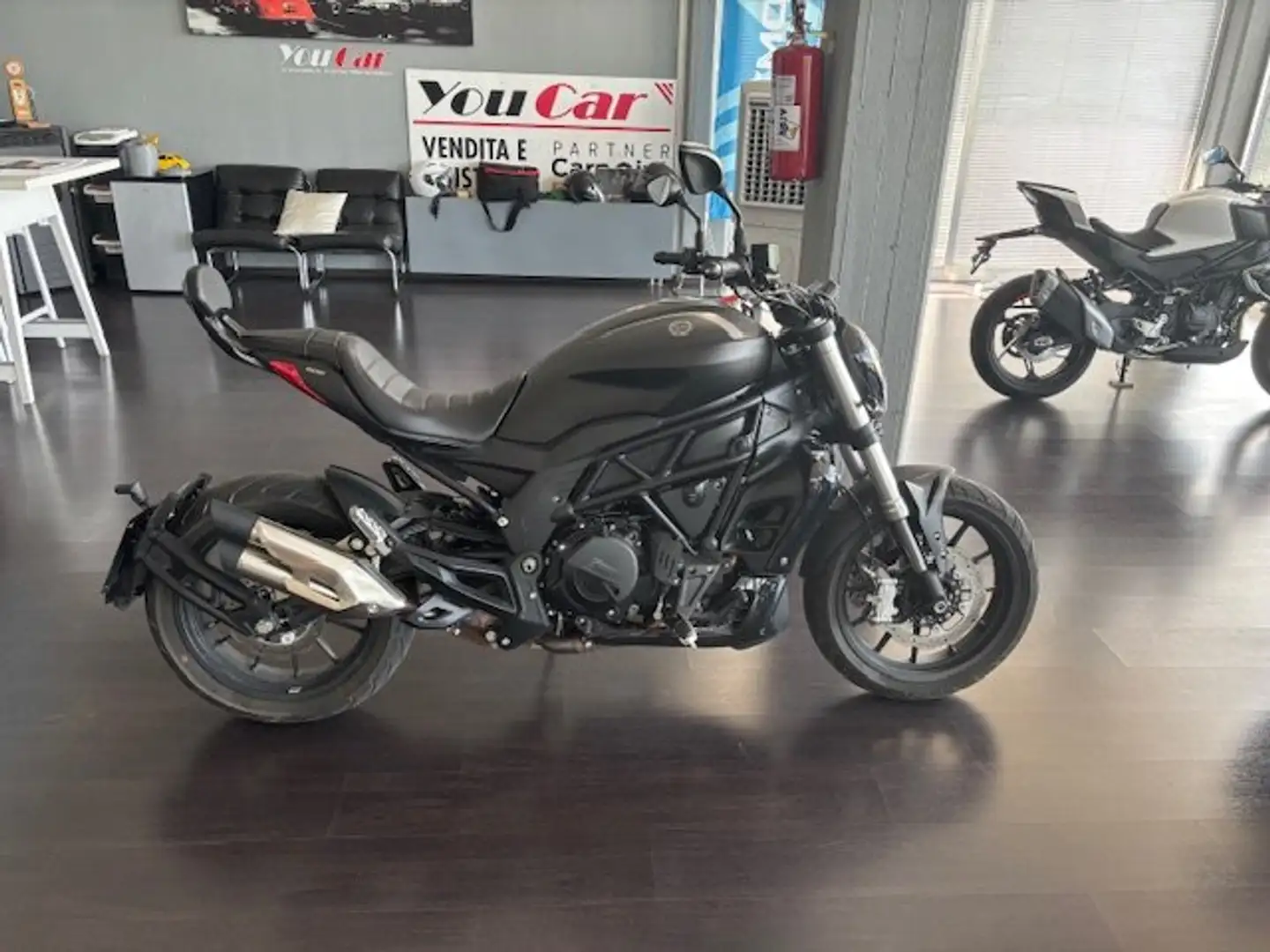 Benelli 502C CRUISER Nero - 1