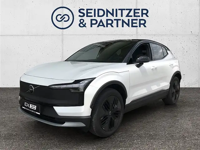 Volvo EX30 Cross Country Ultra Twin Motor Performance AWD