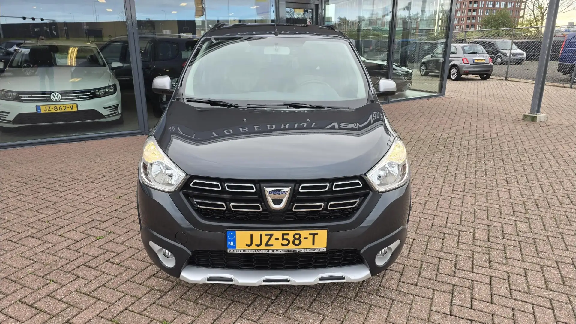Dacia Lodgy 1.6 SCe 7Zitplaatsen * STEPWAY * AIRCO * Navigatie Gris - 2