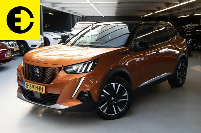 Peugeot e-2008 EV GT 50 kWh | Stoelverwarming | Camera | Apple Ca