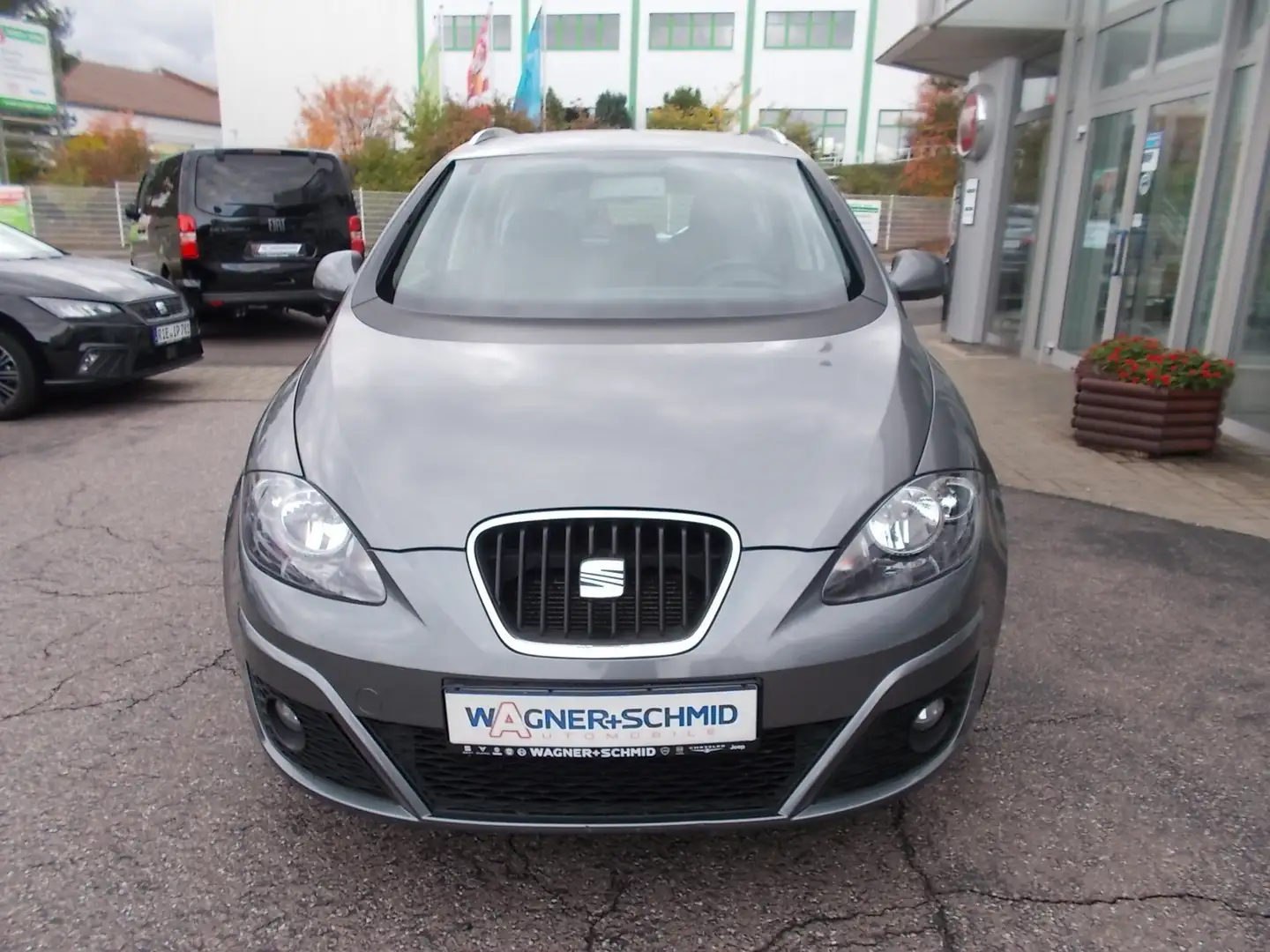 SEAT Altea 1.4 TSI XL Kombi Style Grau - 2