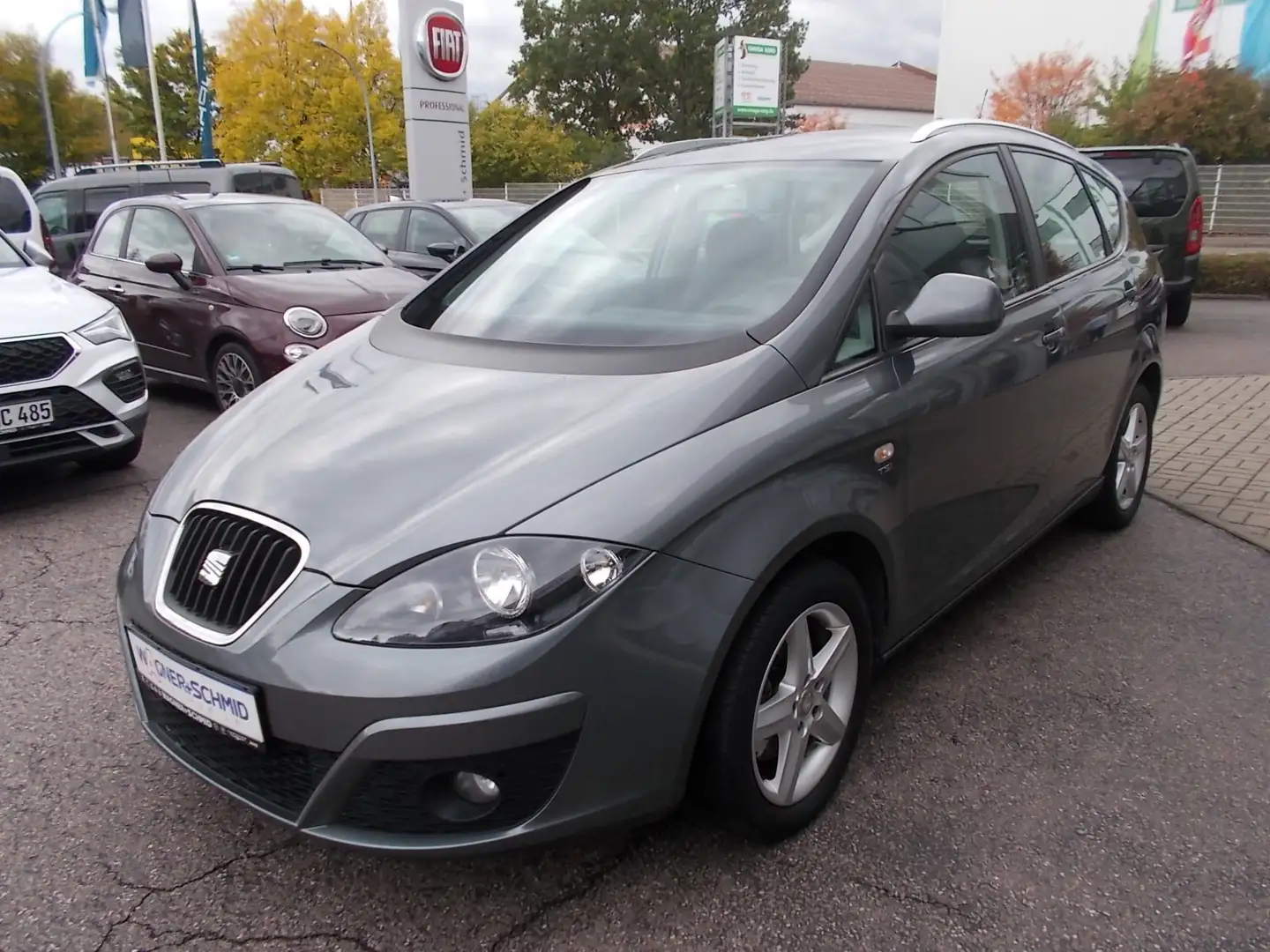 SEAT Altea Style XL 1.4 TSI Kombi Grau - 1
