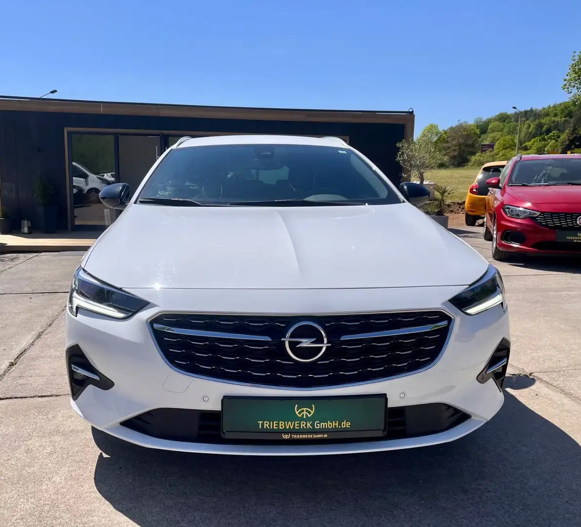Opel Insignia Sports Tourer Automatik LED Navi Kamera Weiß - 2