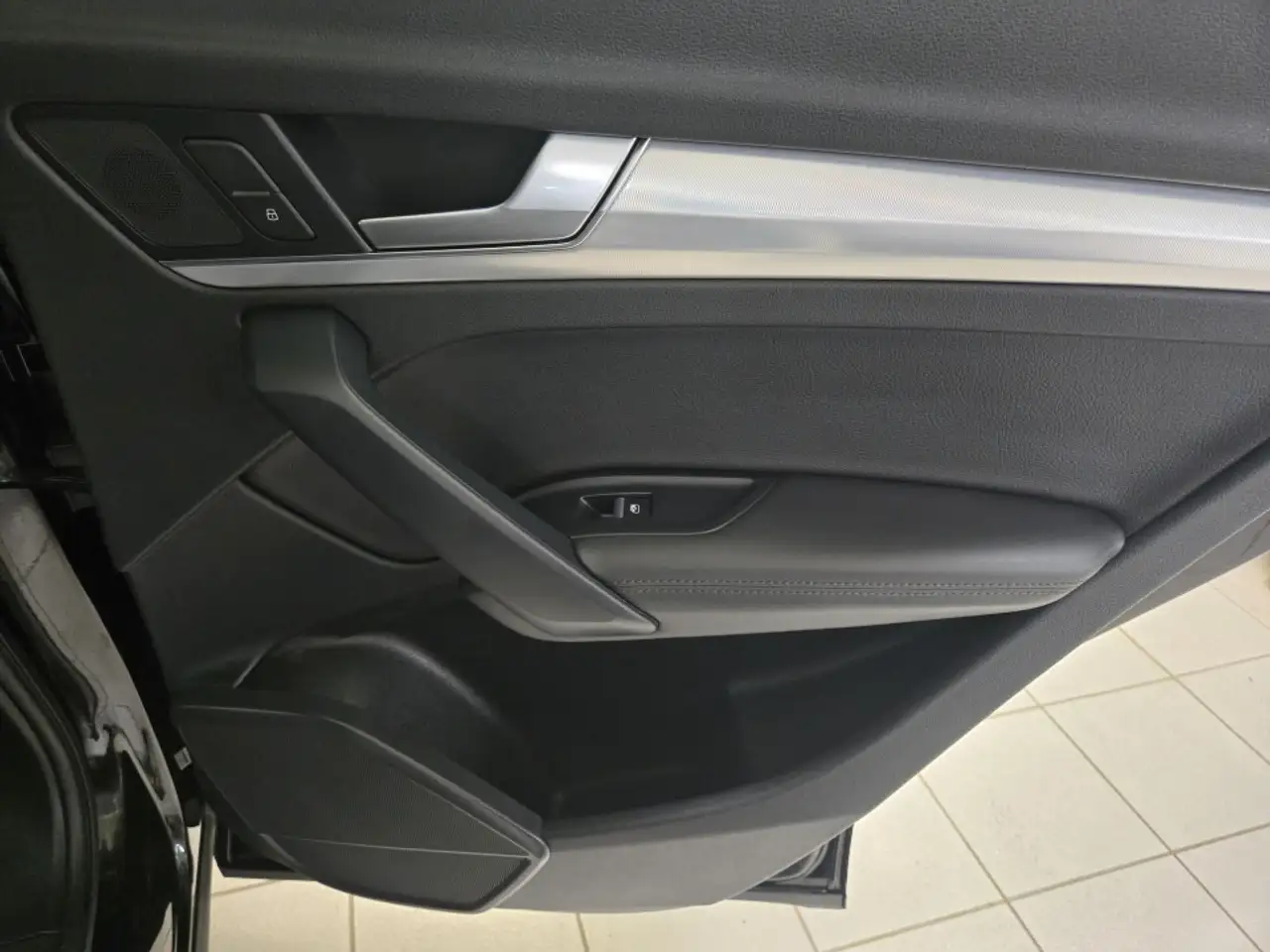 Audi Q5 снимка Audi Q5