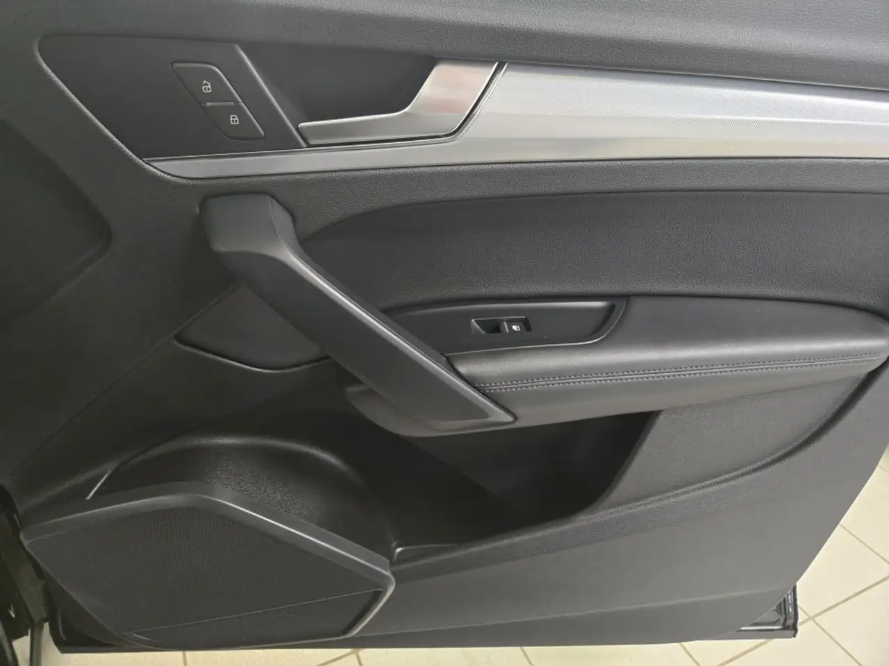 Audi Q5 снимка Audi Q5