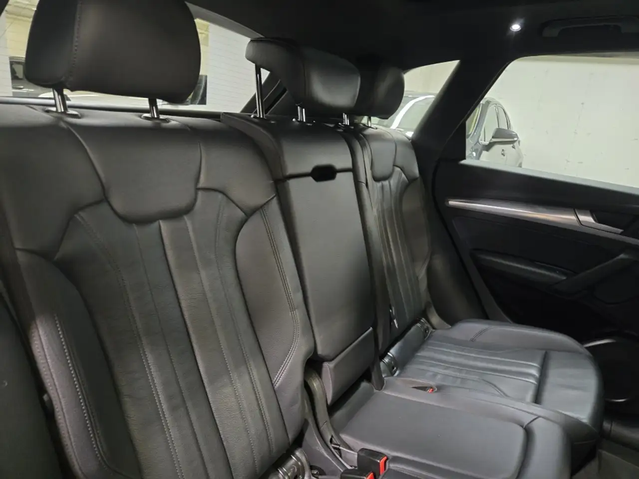 Audi Q5 снимка Audi Q5