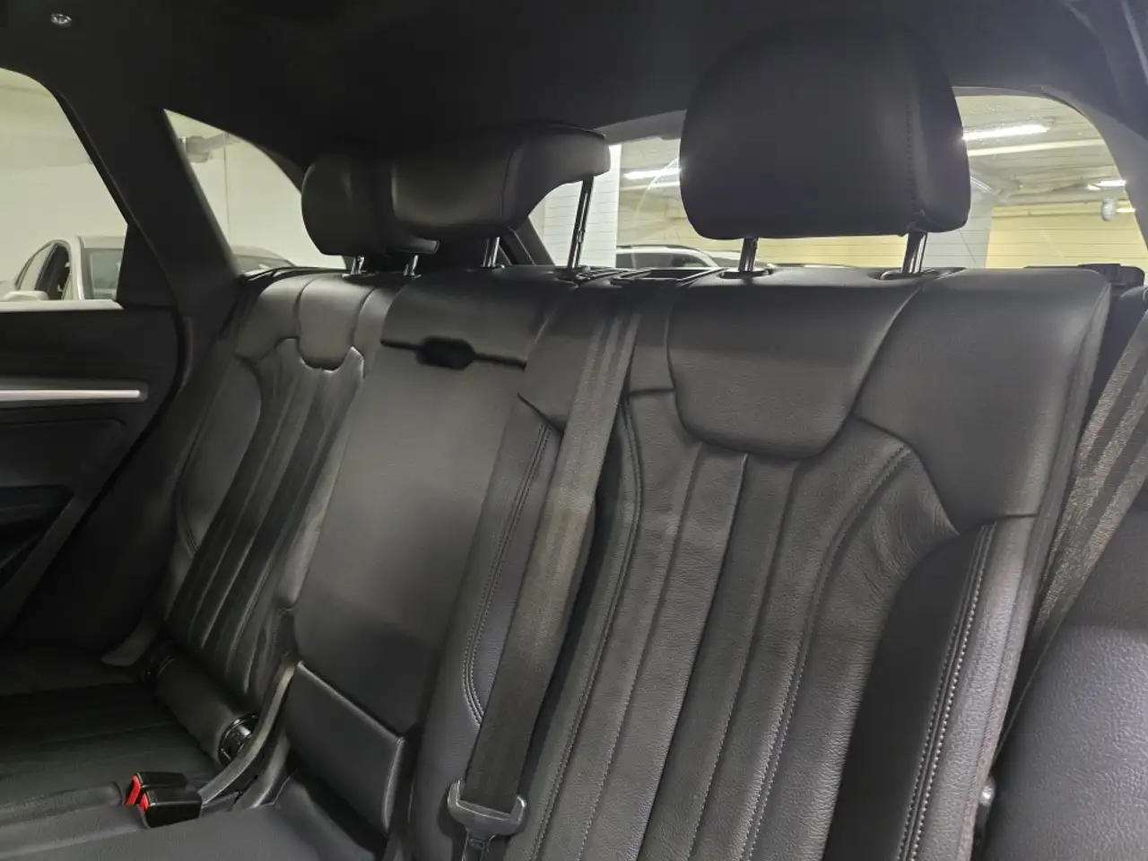 Audi Q5 снимка Audi Q5