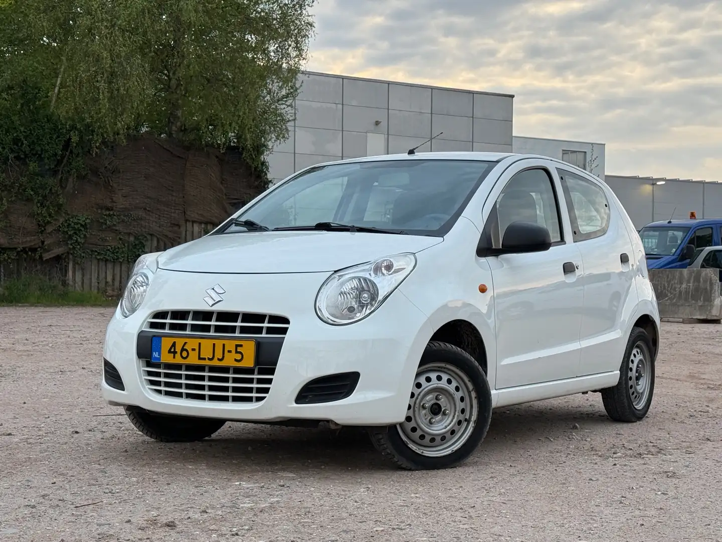 Suzuki Alto 1.0 Base/ZEER ZUINIG Weiß - 1