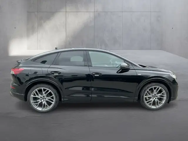 Audi Q4 e-tron Audi Q4 Sportback 45 e-tron quattro Ansicht 5