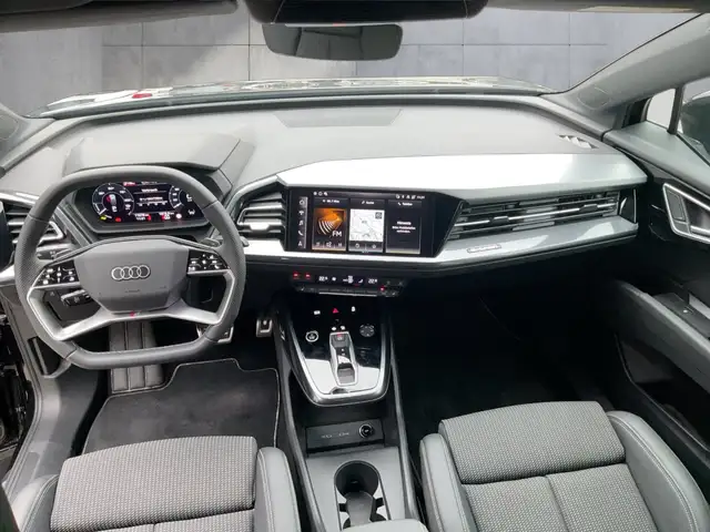 Audi Q4 e-tron Audi Q4 Sportback 45 e-tron quattro Ansicht 16