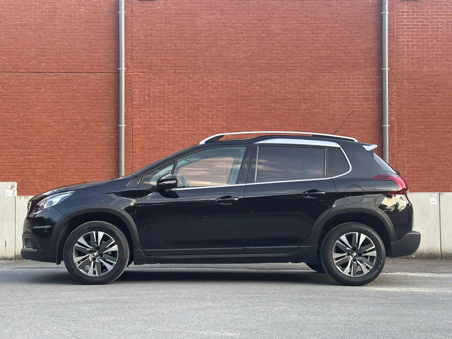 Peugeot 2008 1.2 Essence Active S&S - 2