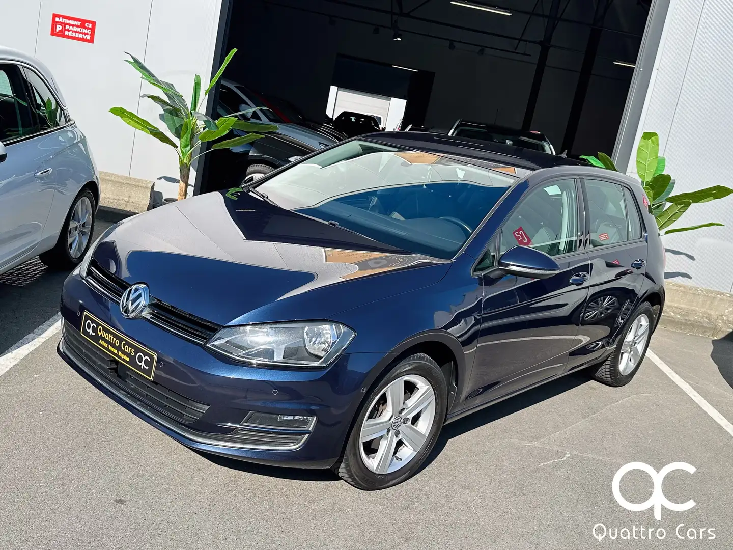Volkswagen Golf 1.6 CR TDi 110 Ch - Gps - Clim - Capteurs Bleu - 1