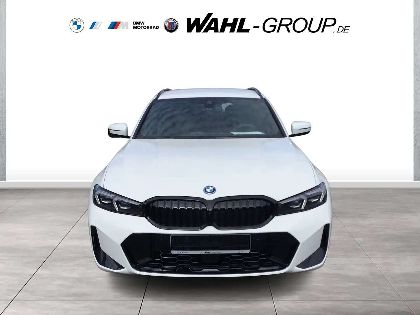 BMW 330 e Touring M Sport Pro AHK HeadUp Adapt LED Innovat Weiß - 2