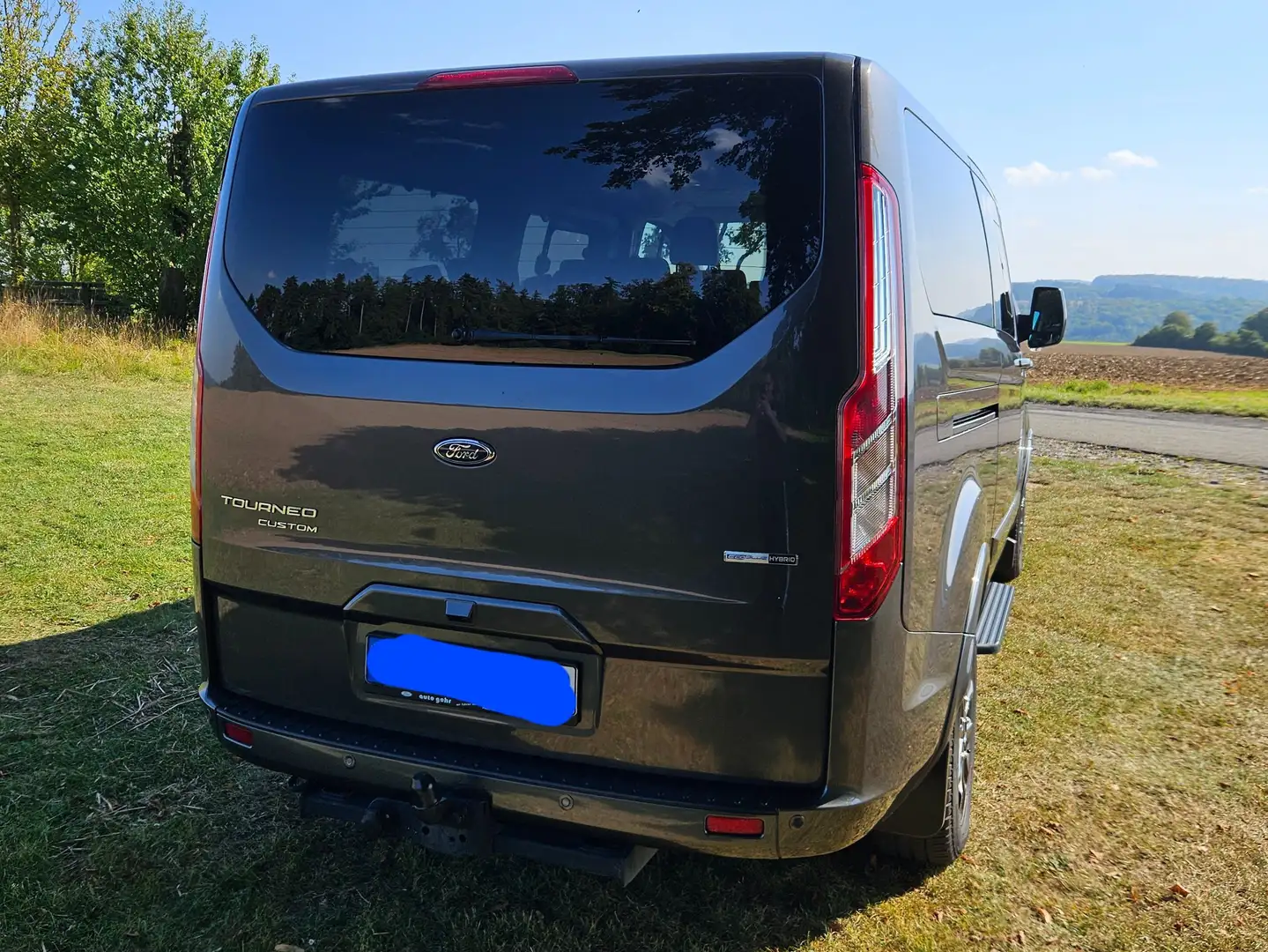 Ford Tourneo Custom Tourneo Custom 320 L2H1 VA Titanium X Grau - 1