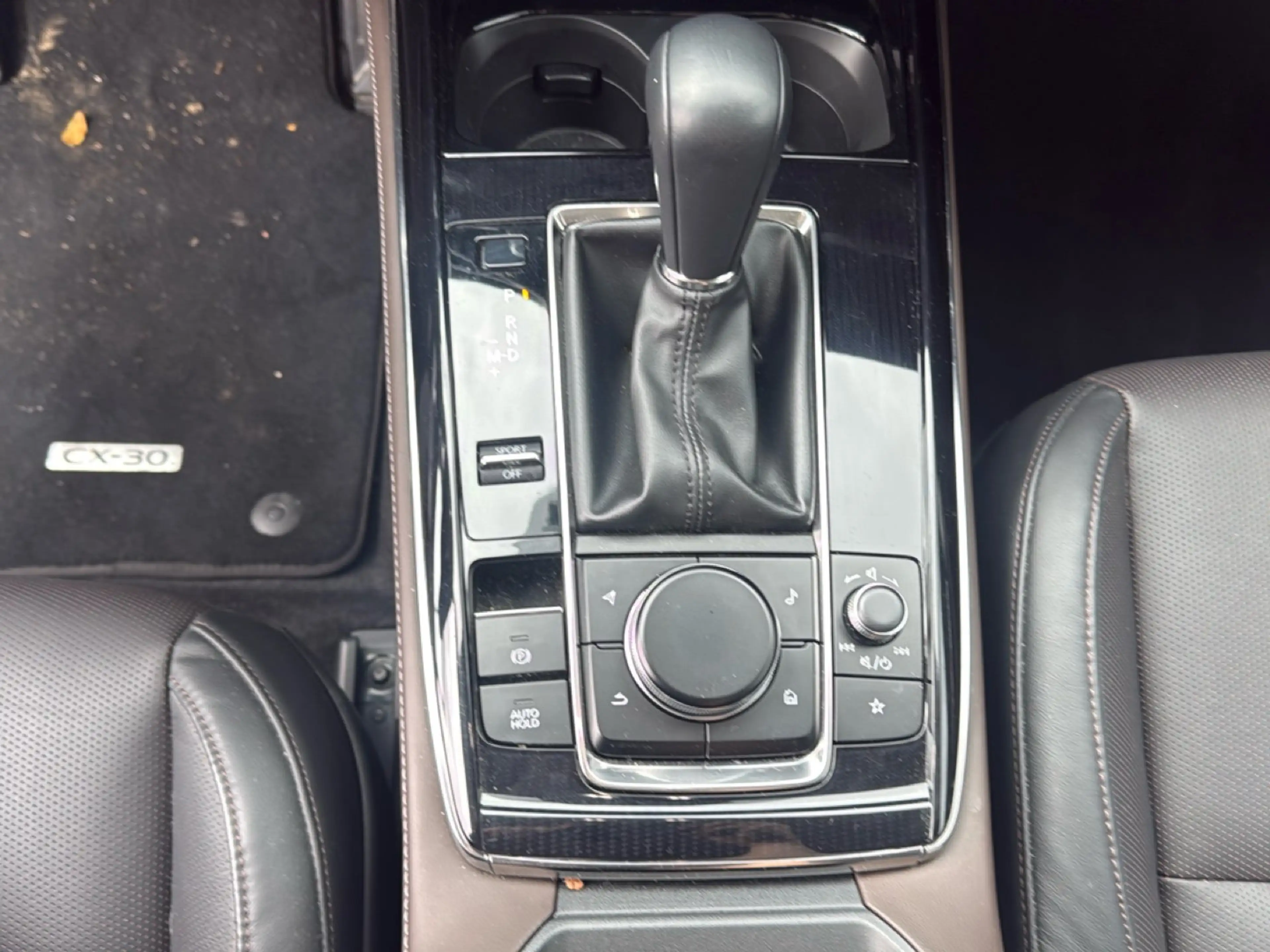 Mazda CX-30 e-SKYACTIV-G Takumi AUT — photo 14